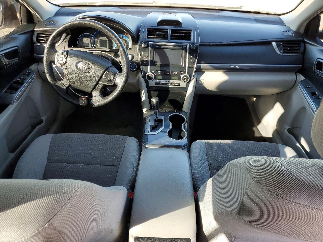 2013 Toyt Camry Silver vin: 4T1BD1FK8DU076538