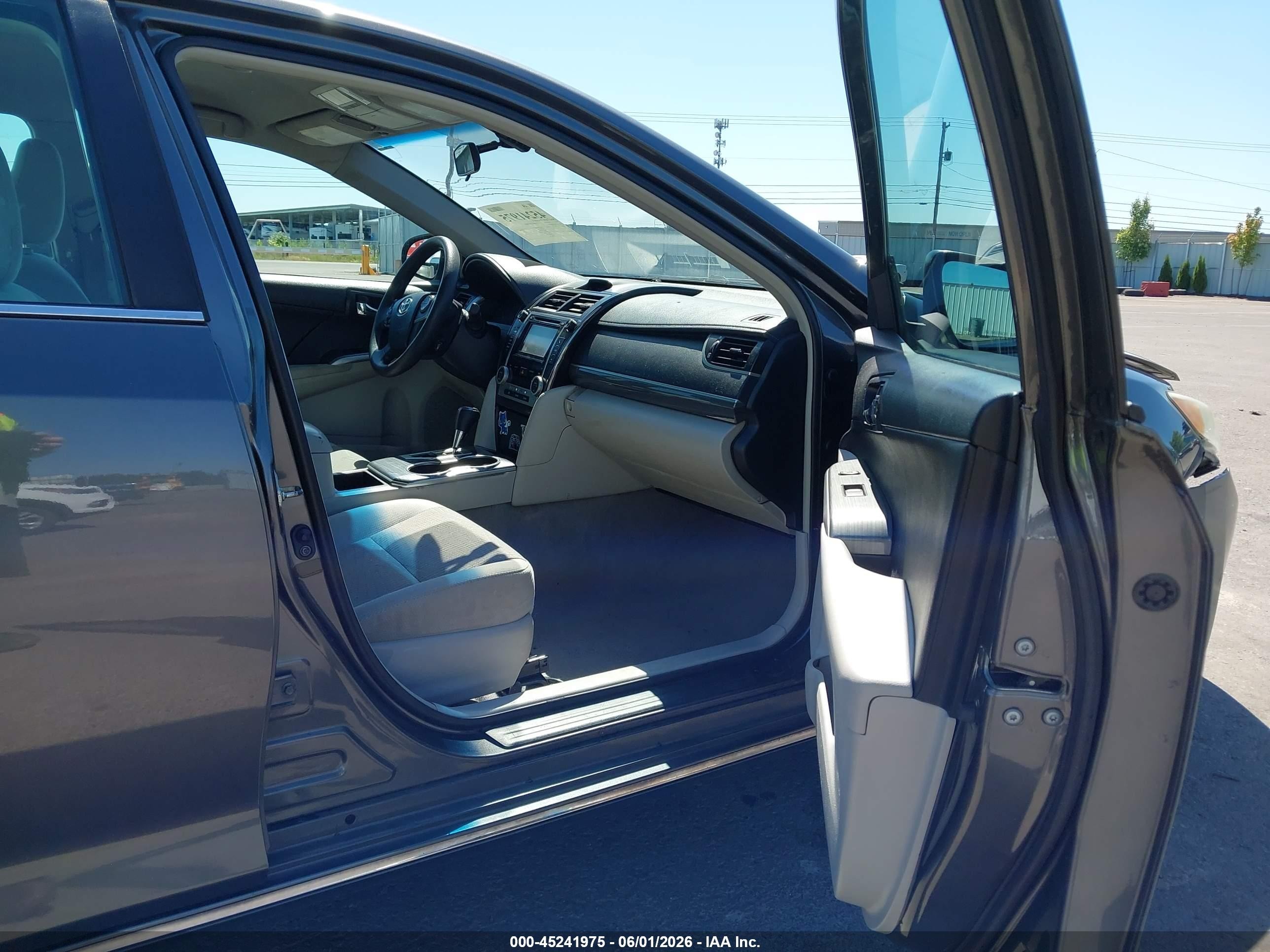 2013 Toyota Camry Hybrid Le Black vin: 4T1BD1FK8DU080637