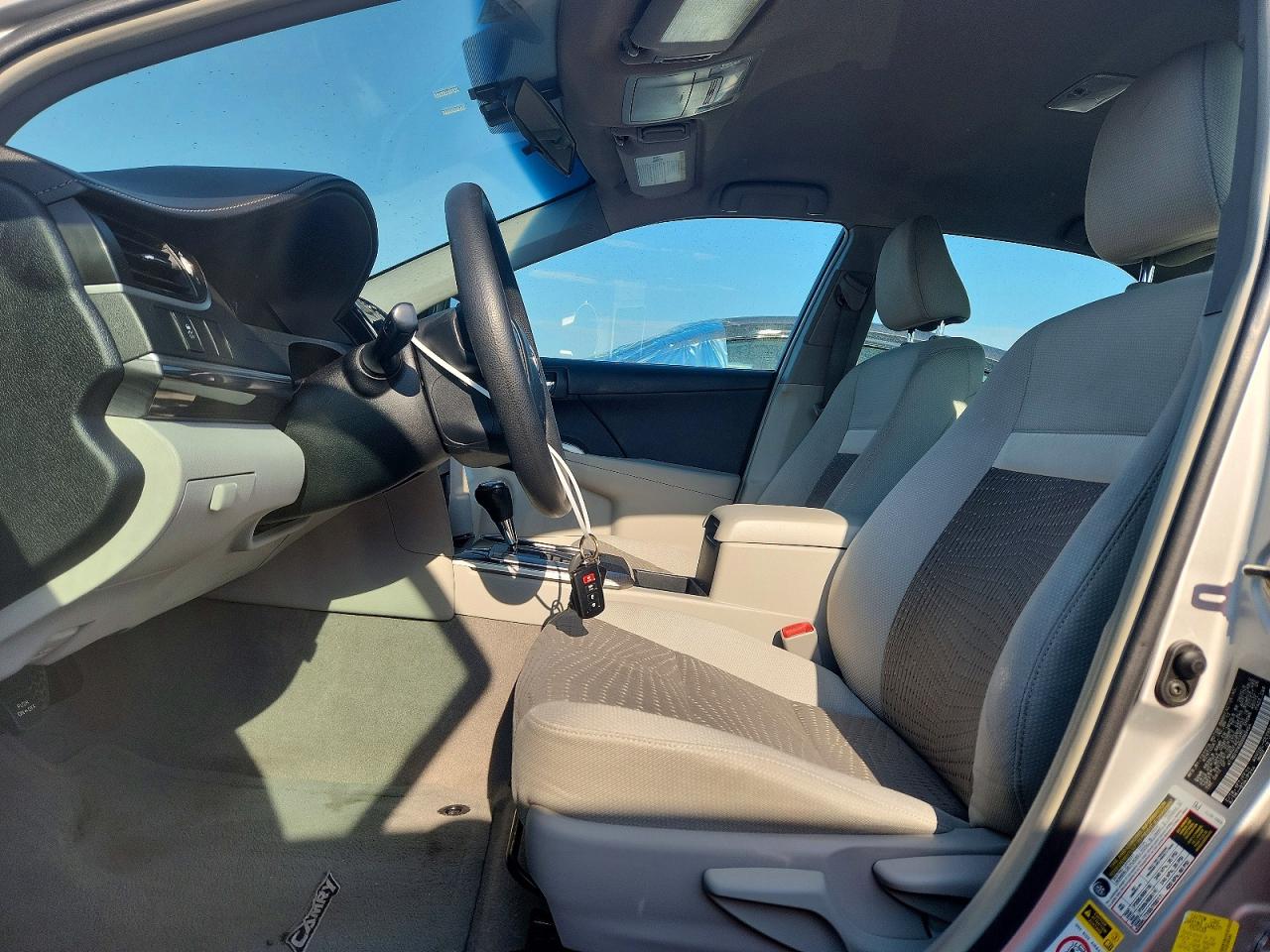 2013 Toyota Camry Hybrid Le Silver vin: 4T1BD1FK8DU089404