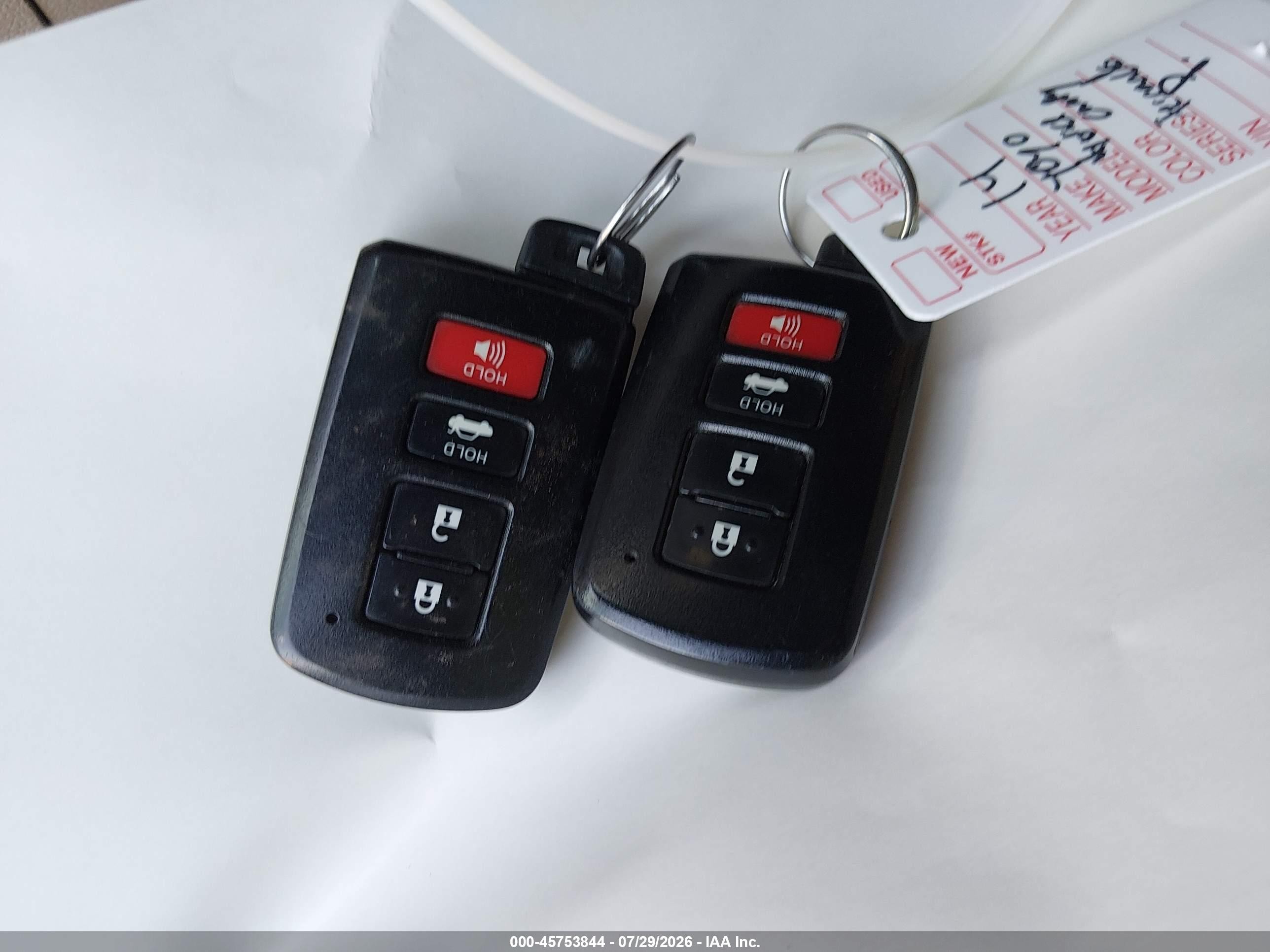 2014 Toyota Camry Hybrid Le Silver vin: 4T1BD1FK8EU102234