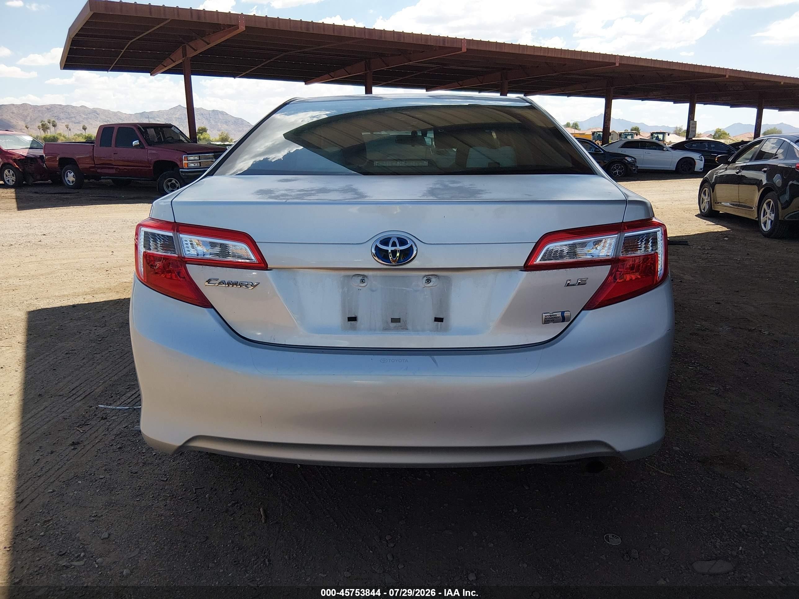 2014 Toyota Camry Hybrid Le Silver vin: 4T1BD1FK8EU102234