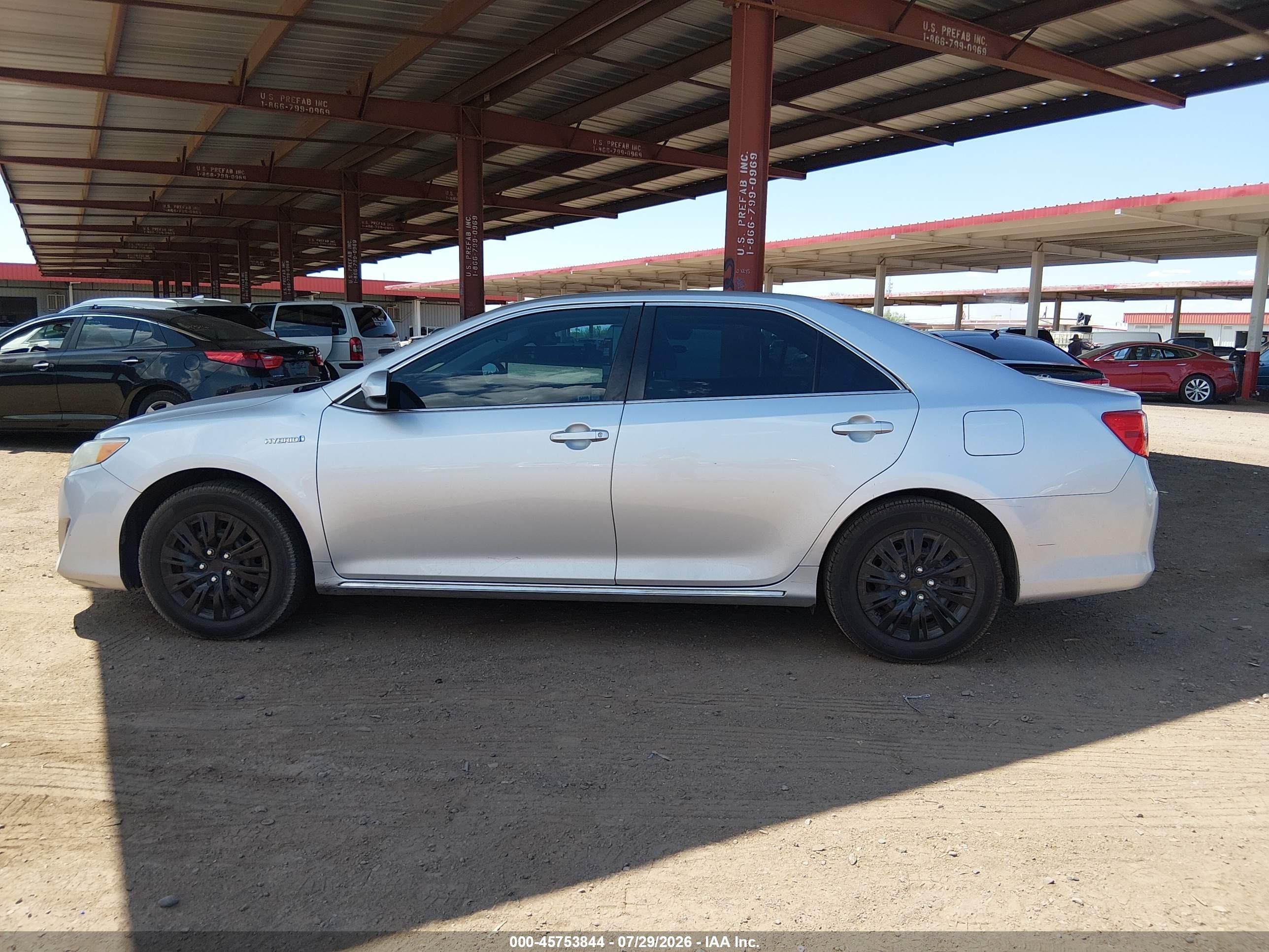 2014 Toyota Camry Hybrid Le Silver vin: 4T1BD1FK8EU102234