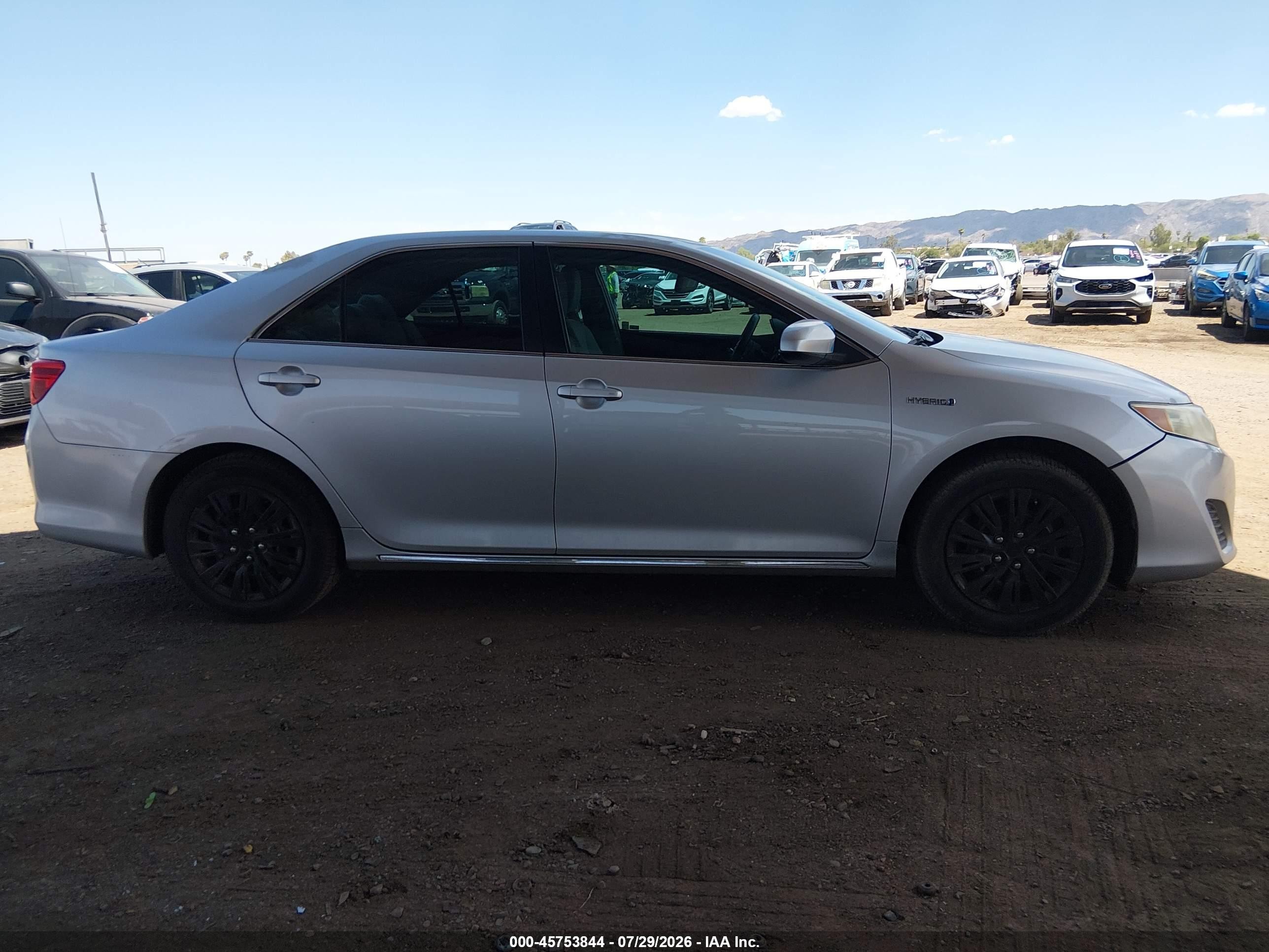 2014 Toyota Camry Hybrid Le Silver vin: 4T1BD1FK8EU102234
