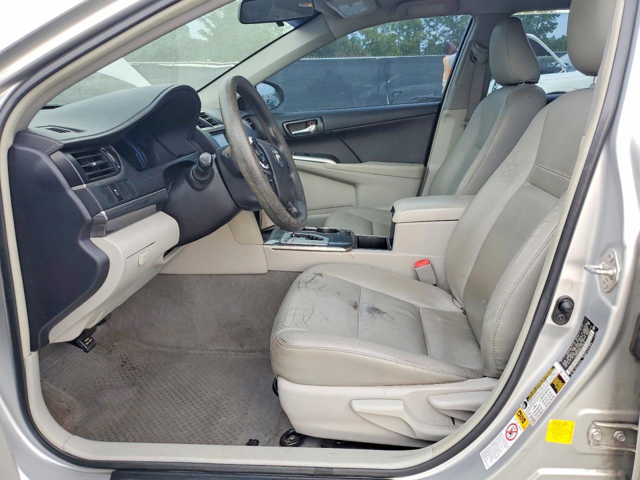 2014 Toyota Camry Hybrid Le Silver vin: 4T1BD1FK8EU128610