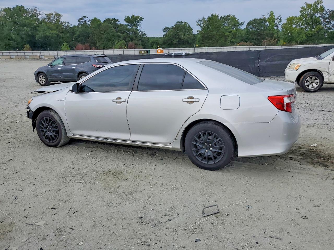 2014 Toyota Camry Hybrid Le Silver vin: 4T1BD1FK8EU128610