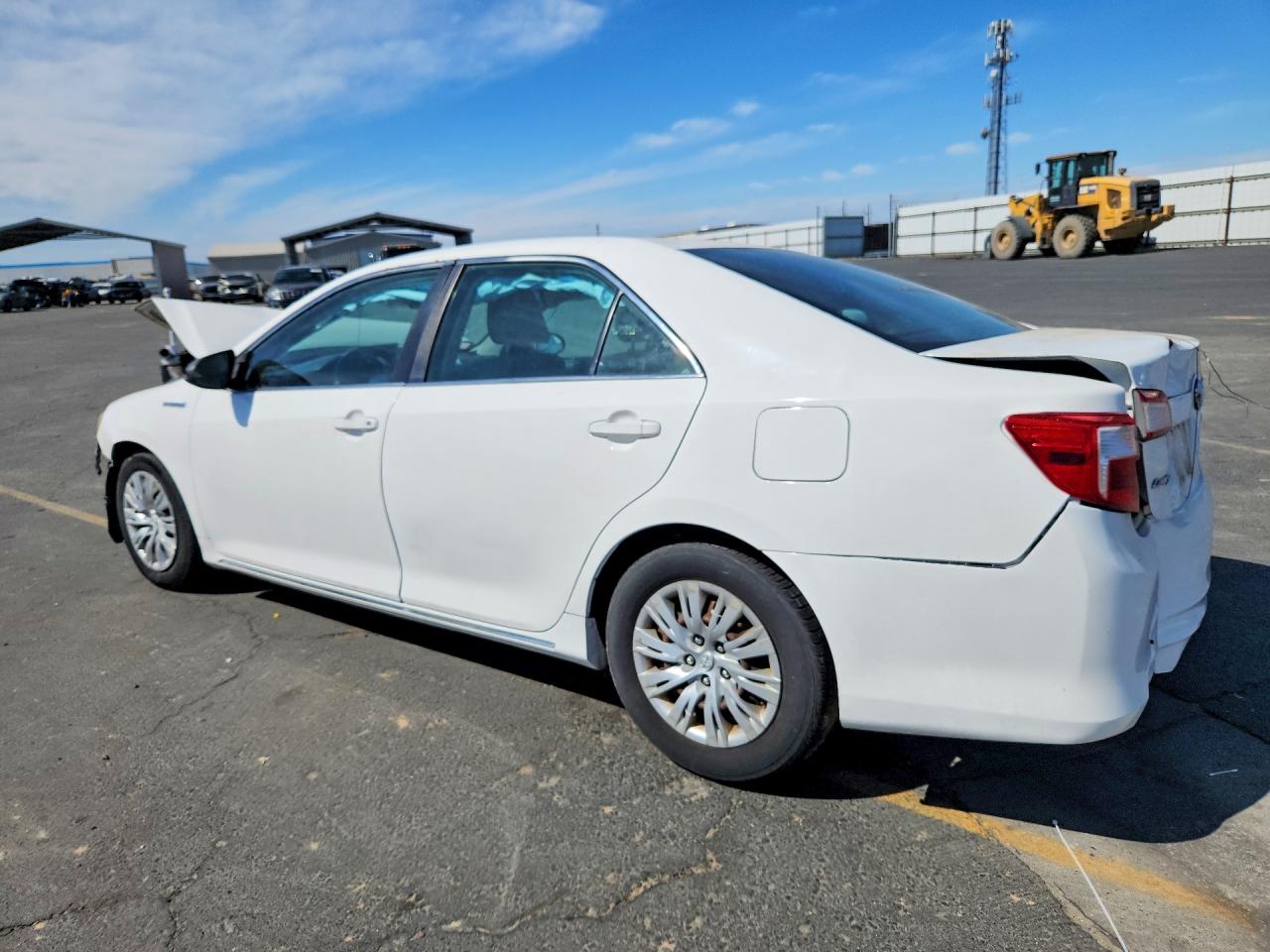 2014 Toyota Camry White vin: 4T1BD1FK8EU129028