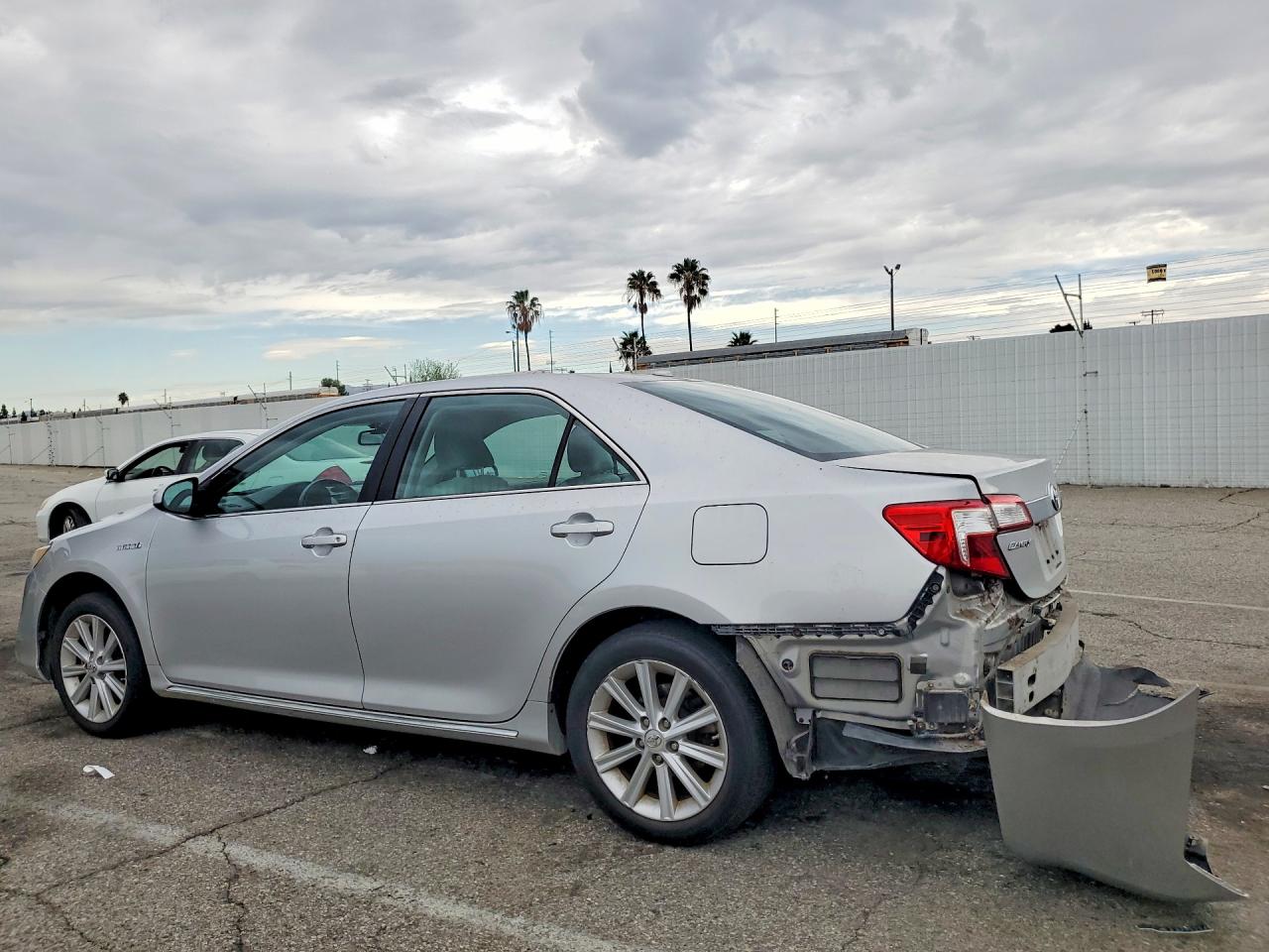 2014 Toyota Camry Hybrid Xle Серебряный vin: 4T1BD1FK8EU133872