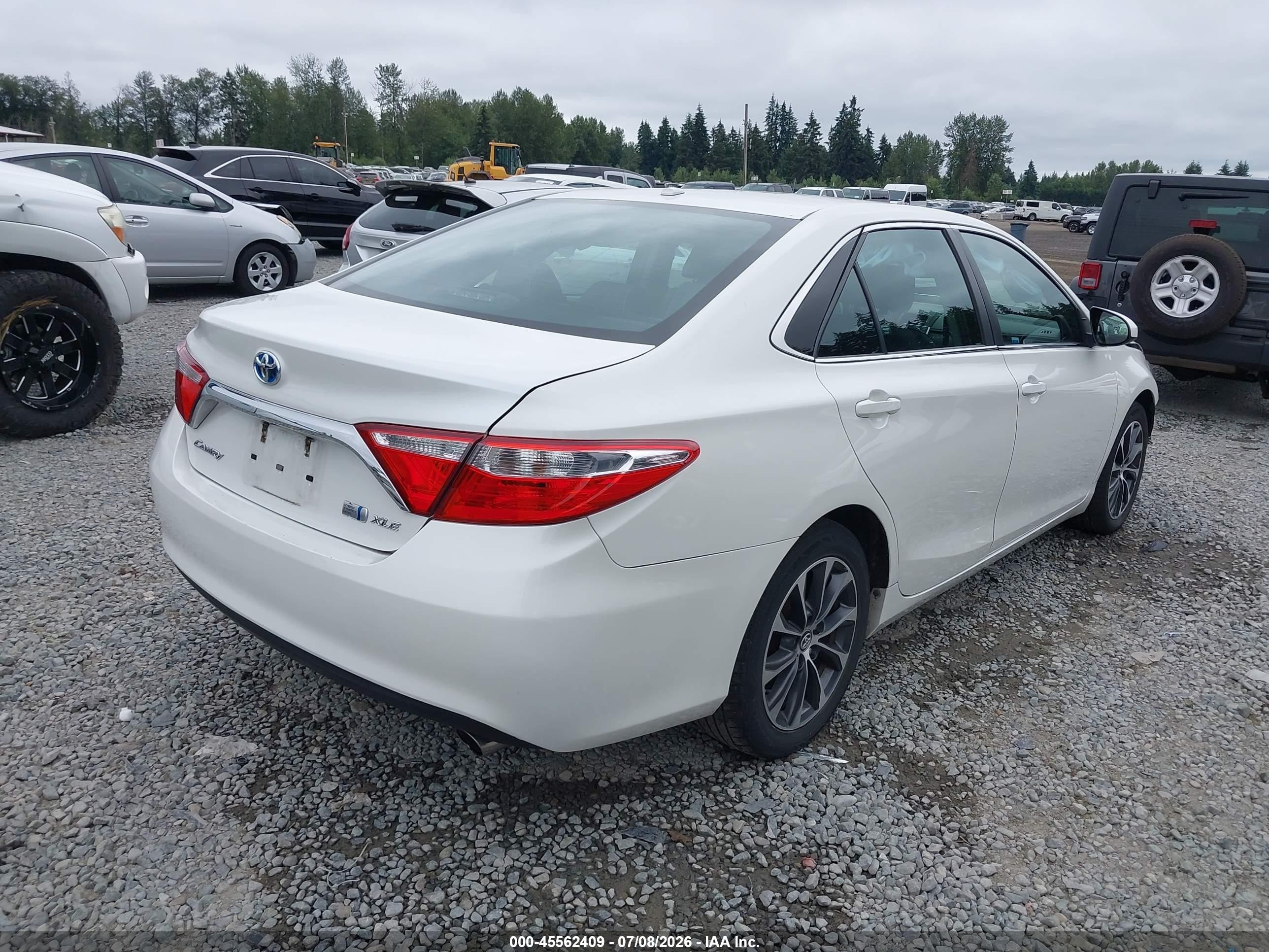 2015 Toyota Camry Hybrid Xle Белый vin: 4T1BD1FK8FU146848
