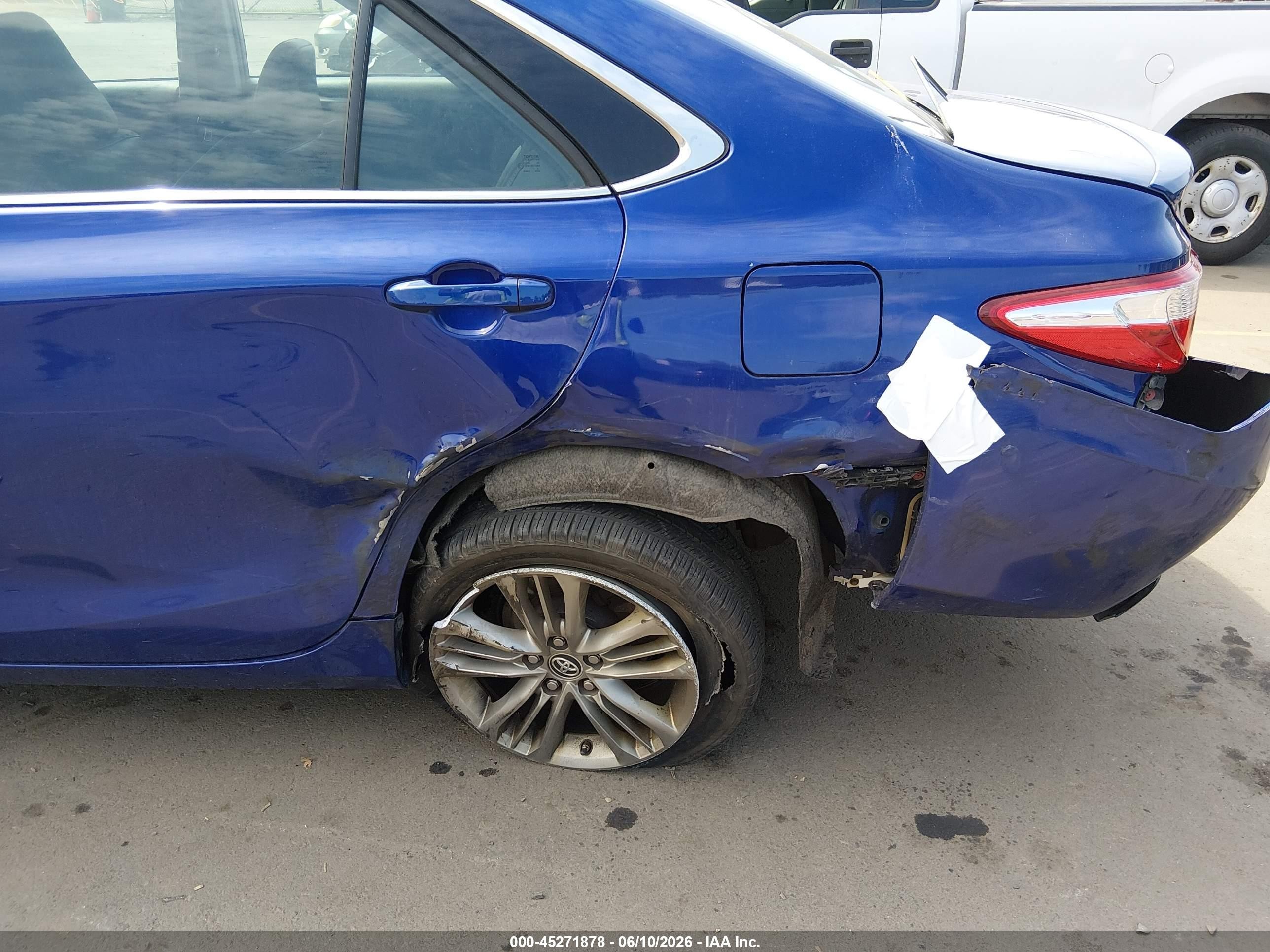 2015 Toyota Camry Hybrid Se Blue vin: 4T1BD1FK8FU157736