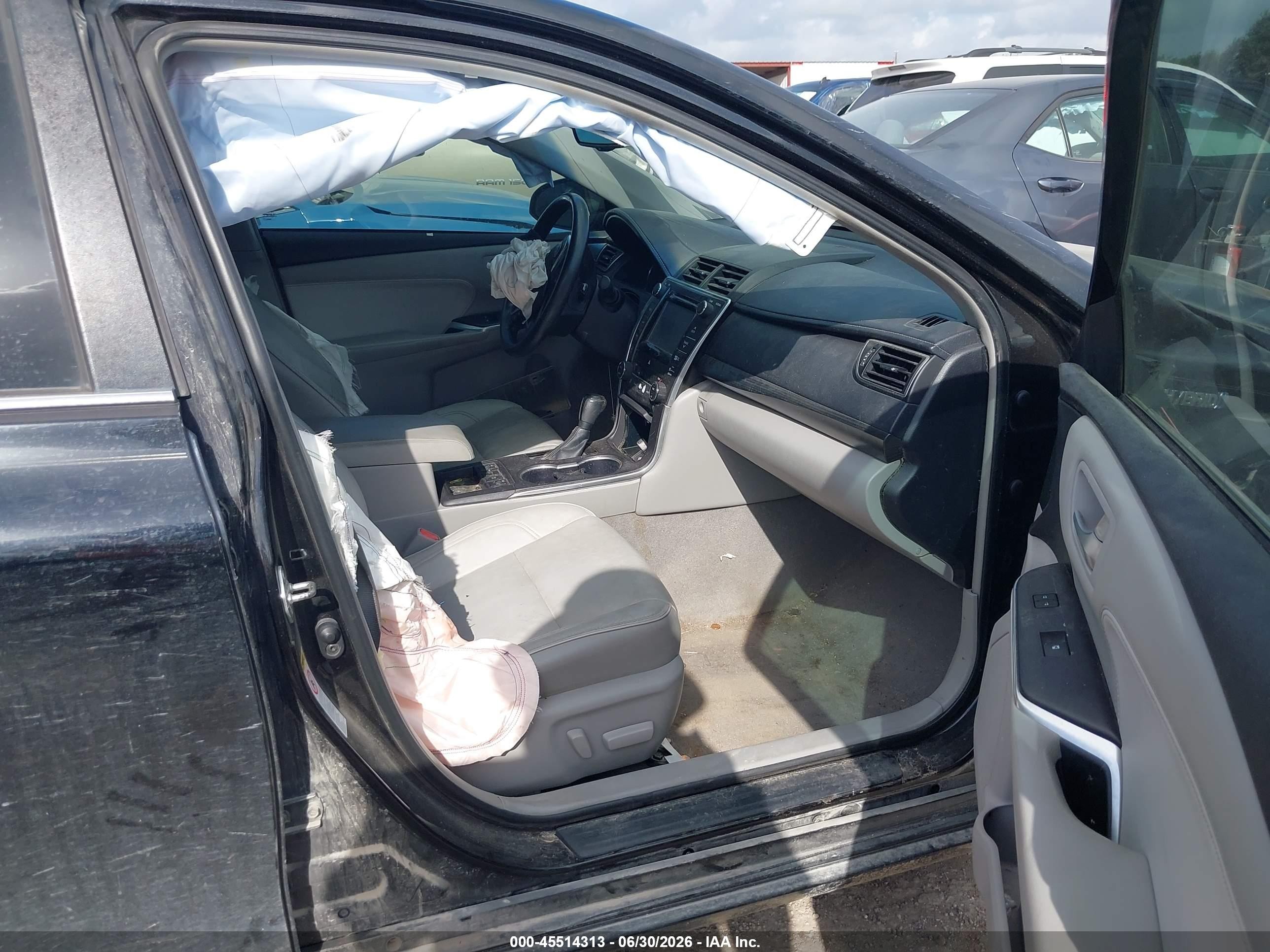 2015 Toyota Camry Hybrid Xle Черный vin: 4T1BD1FK8FU173208