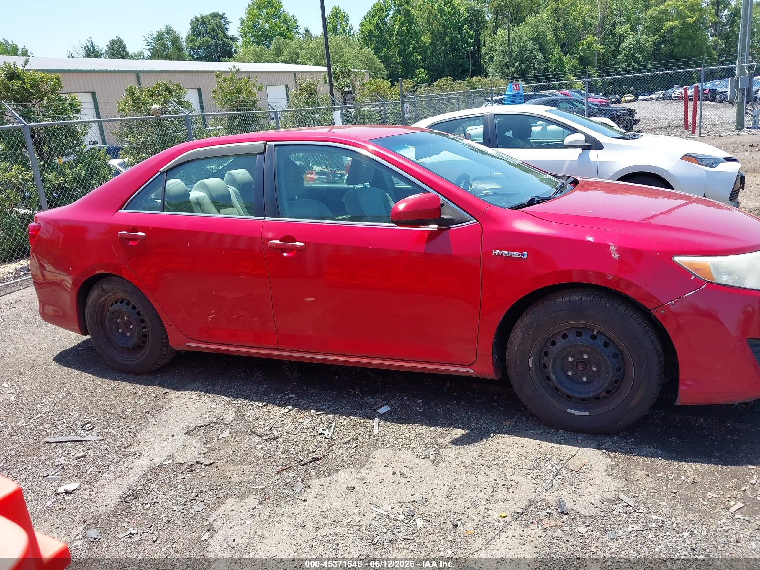 2012 Toyota Camry Hybrid Le Red vin: 4T1BD1FK9CU008912
