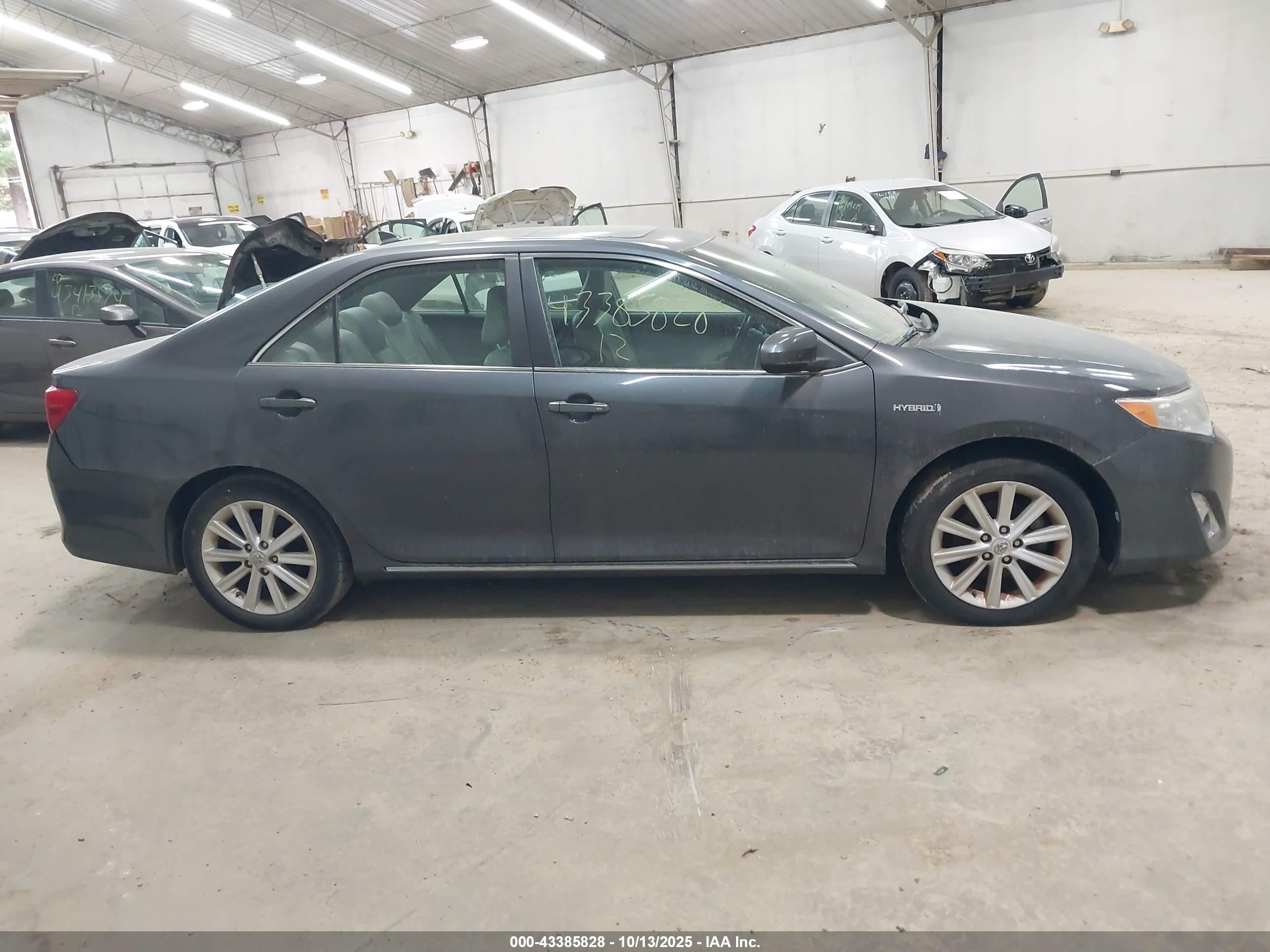 2012 Toyota Camry Hybrid Xle Серый vin: 4T1BD1FK9CU025080