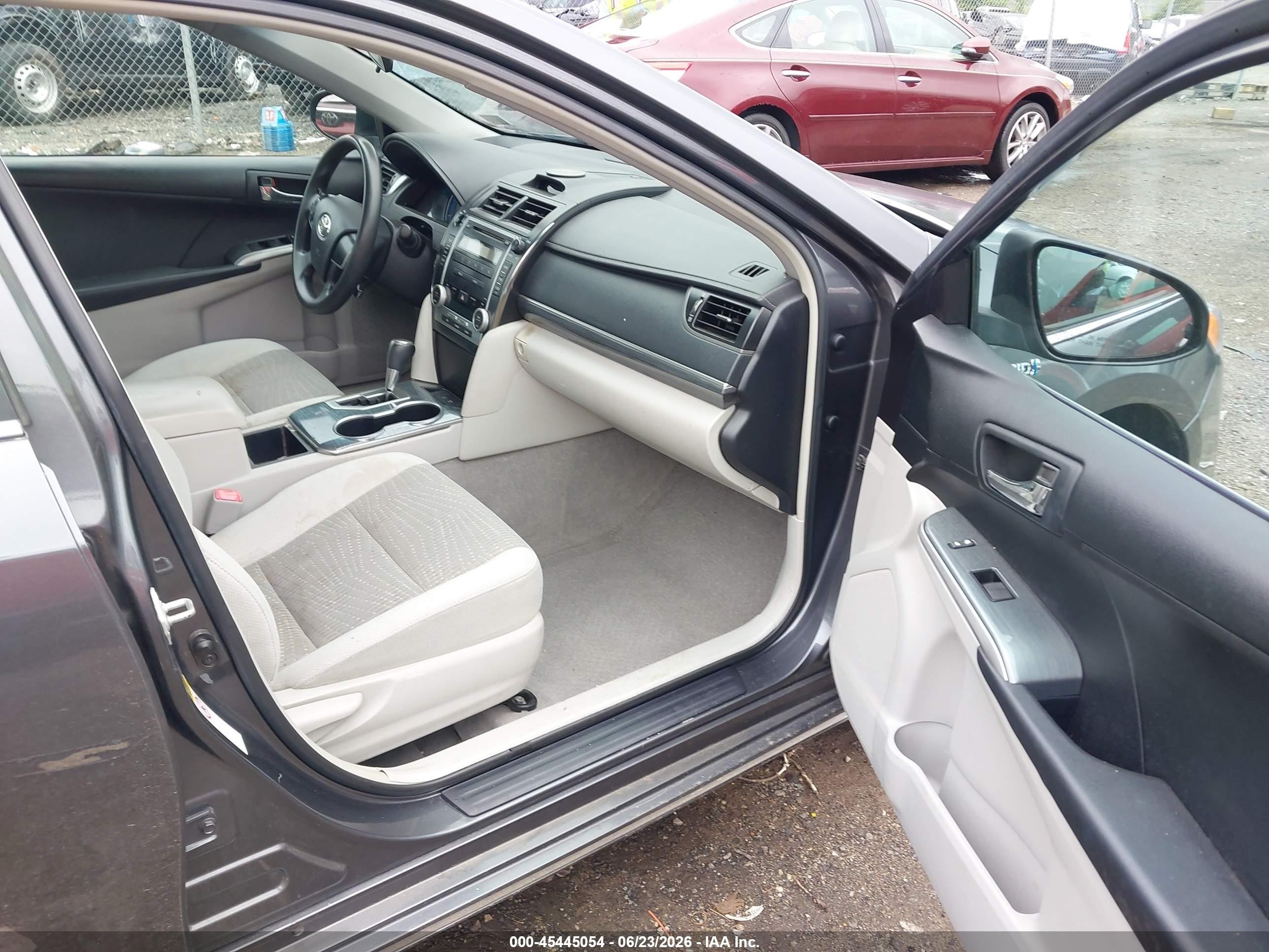 2012 Toyota Camry Hybrid Le Gray vin: 4T1BD1FK9CU026018