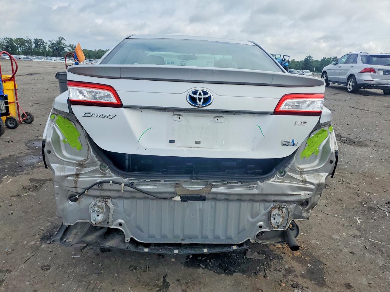 2012 Toyota Camry Hybrid Le Silver vin: 4T1BD1FK9CU060556