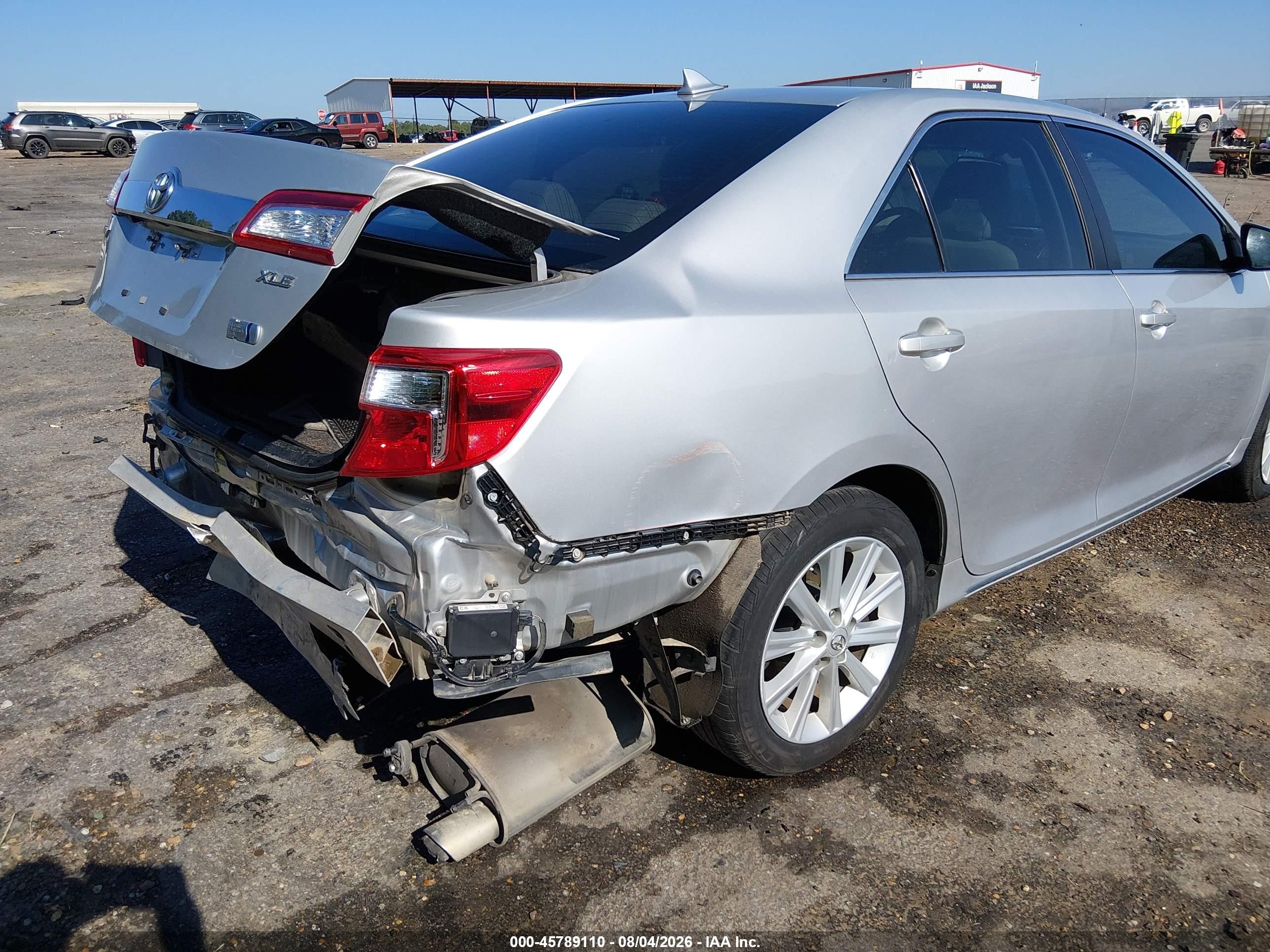 2013 Toyota Camry Hybrid Xle Серебряный vin: 4T1BD1FK9DU074295