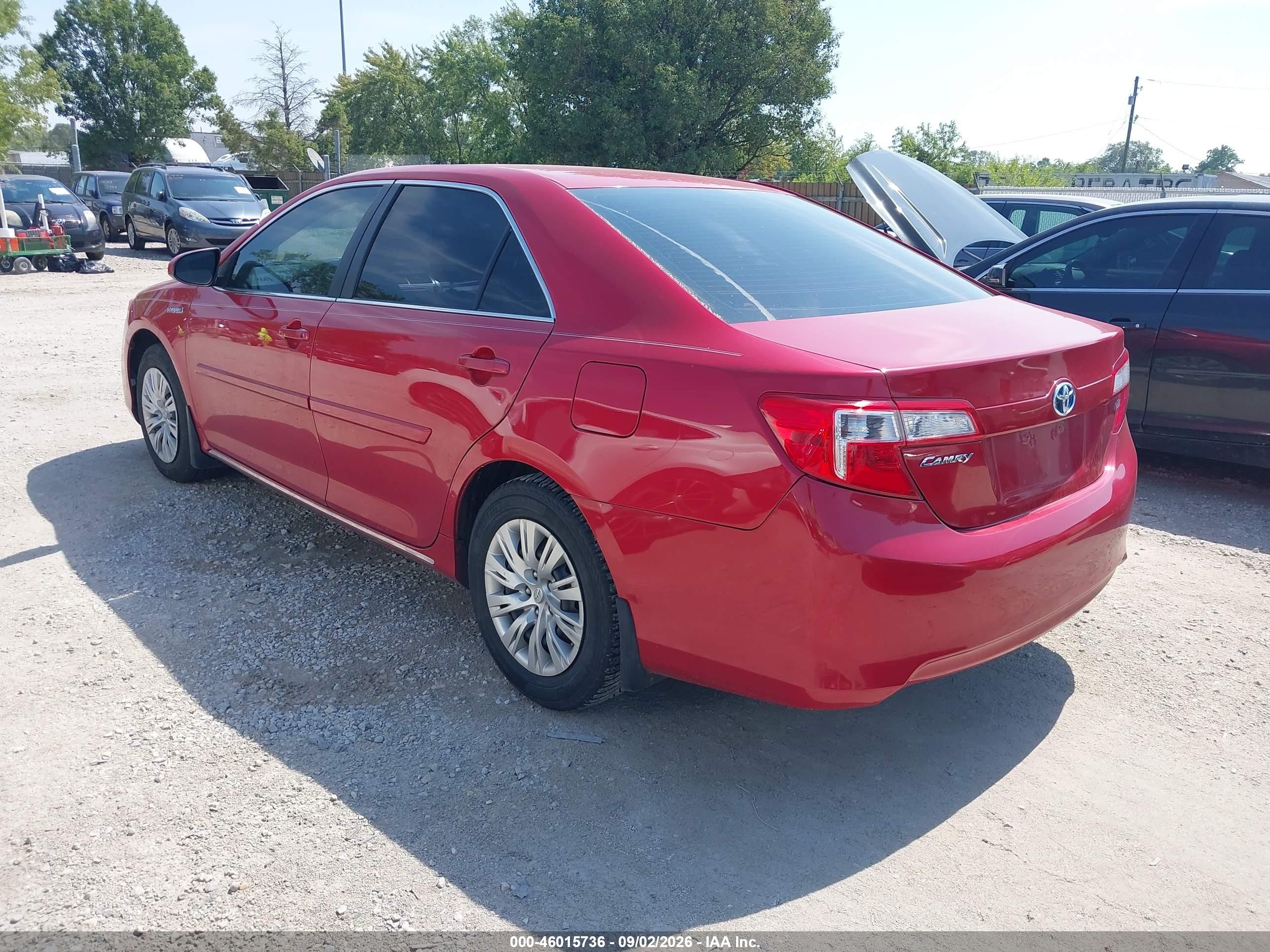 2014 Toyota Camry Hybrid Le Red vin: 4T1BD1FK9EU105871