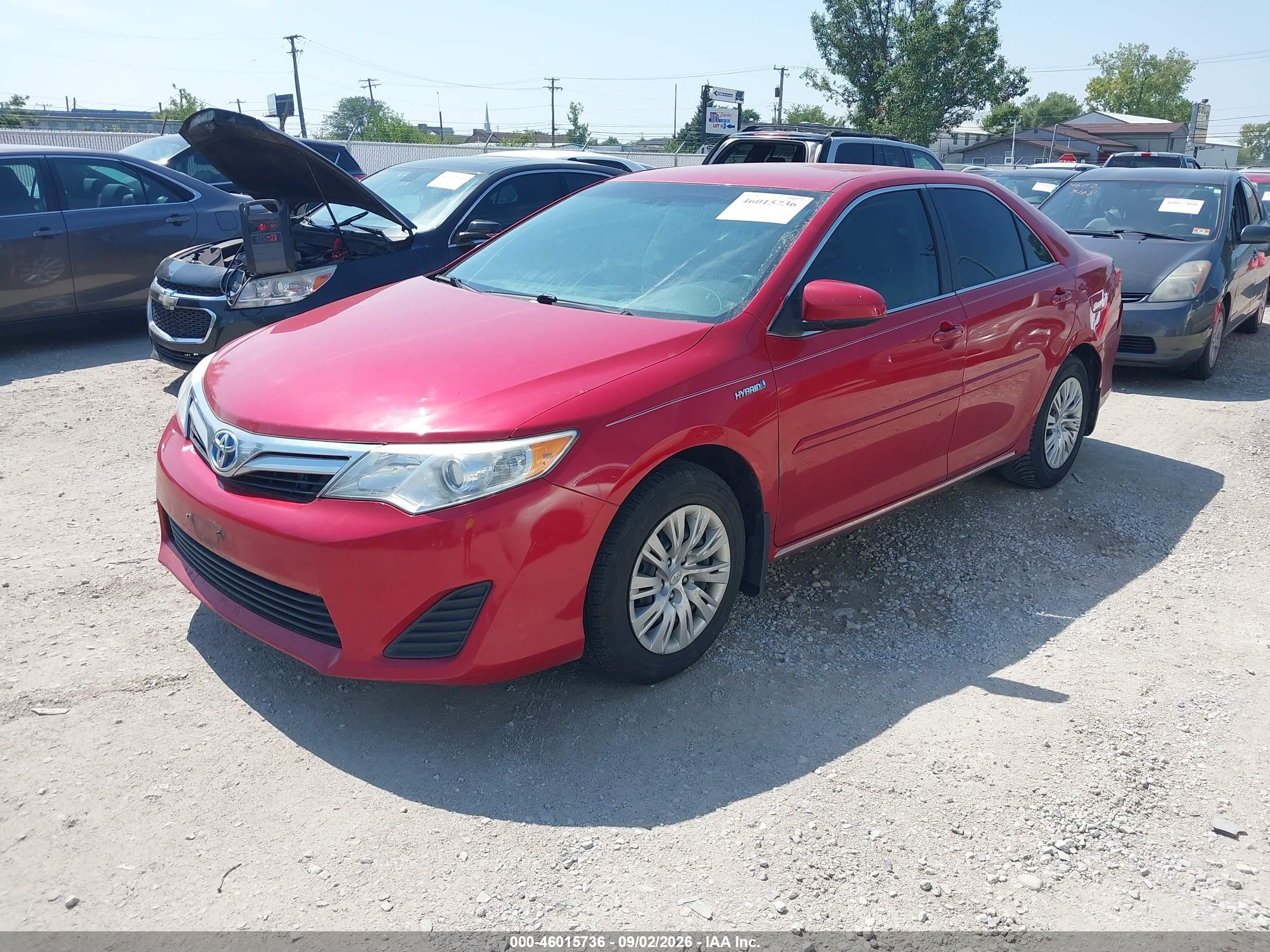 2014 Toyota Camry Hybrid Le Red vin: 4T1BD1FK9EU105871