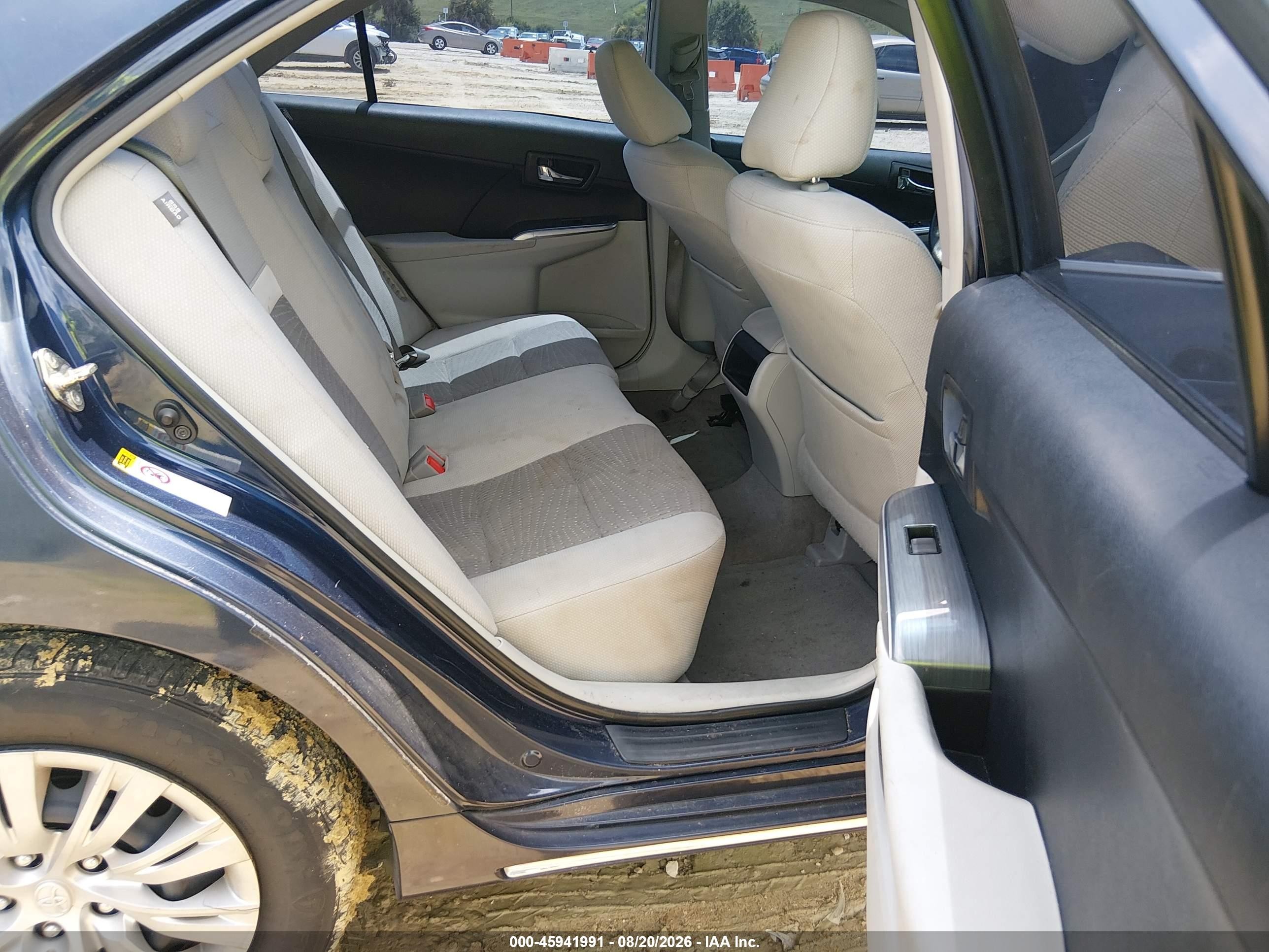 2014 Toyota Camry Hybrid Le Синий vin: 4T1BD1FK9EU138921
