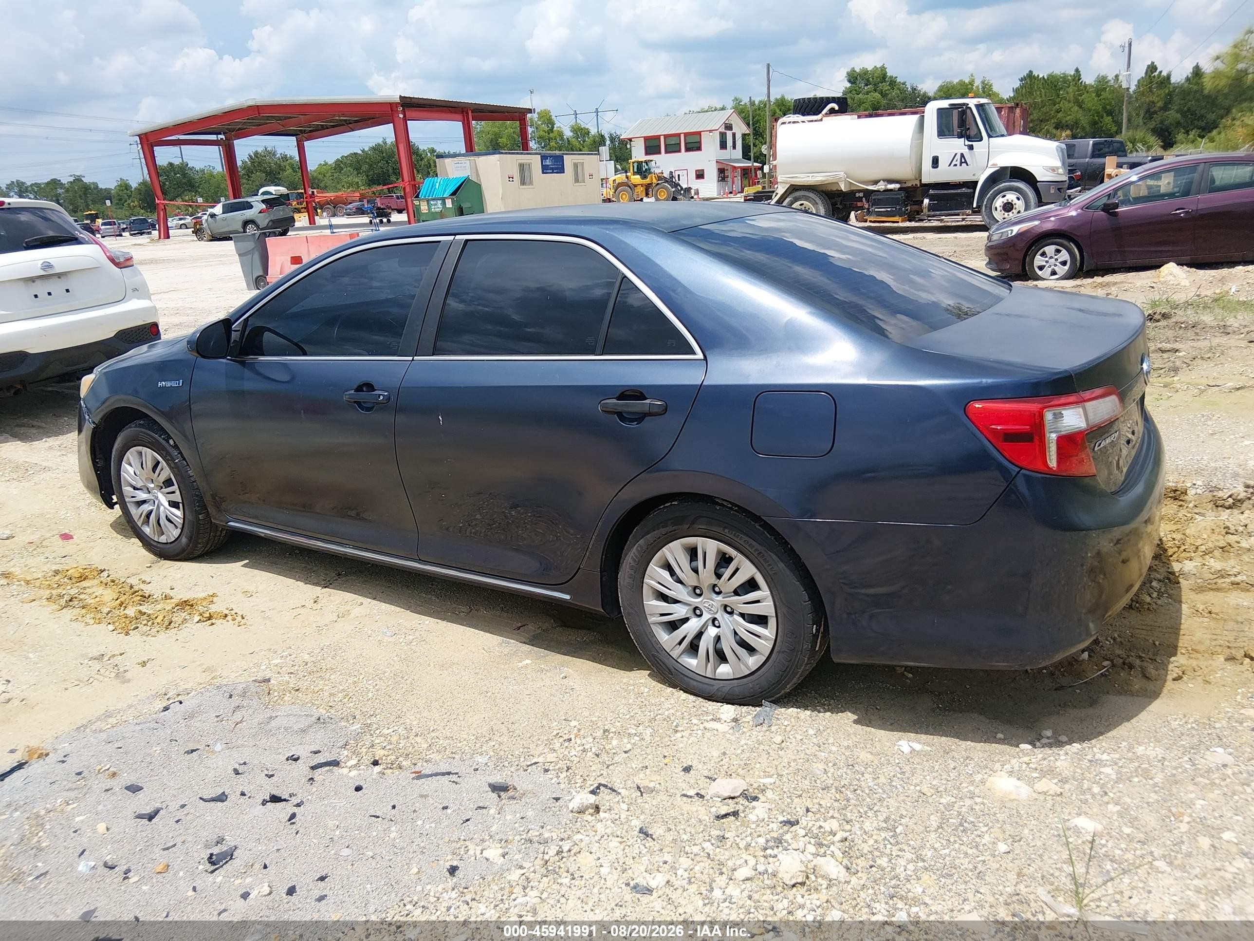 2014 Toyota Camry Hybrid Le Синий vin: 4T1BD1FK9EU138921