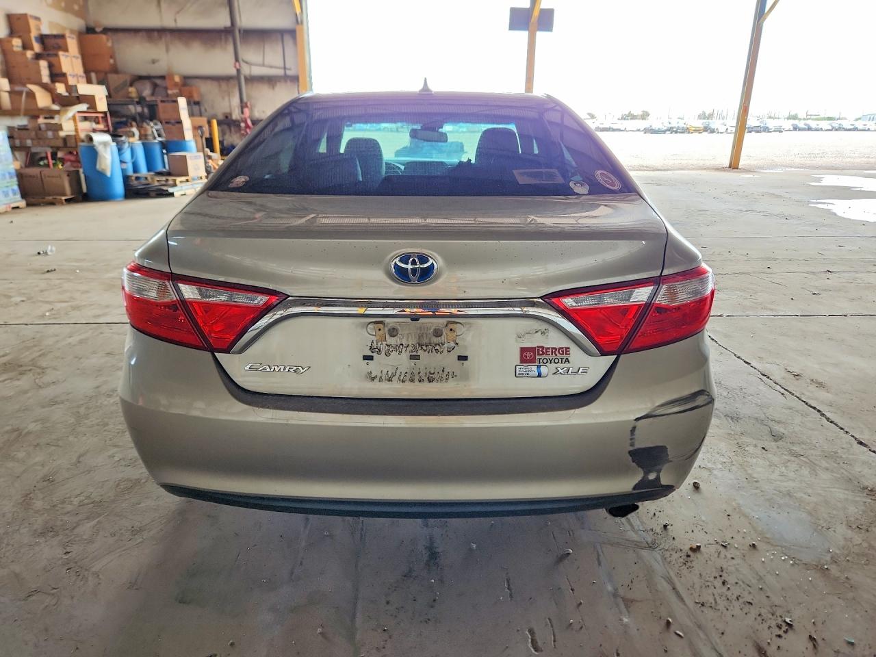 2015 Toyota Camry Hybrid Xle Tan vin: 4T1BD1FK9FU147541