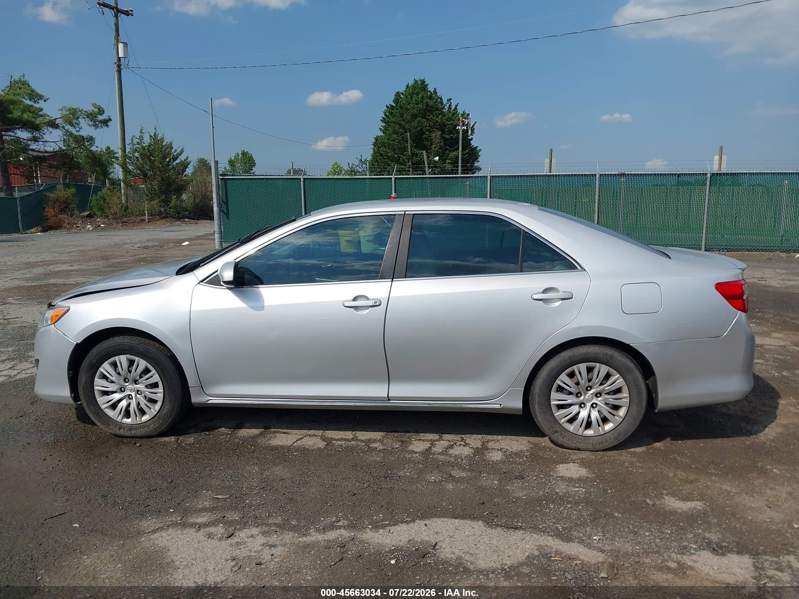 2012 Toyota Camry Hybrid Le Gray vin: 4T1BD1FKXCU011172
