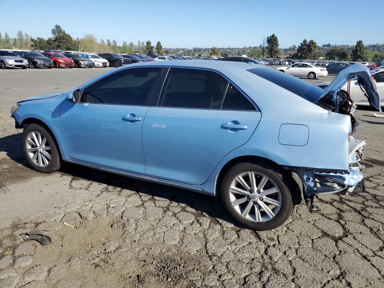 2012 Toyota Camry Hybrid Xle Turquoise vin: 4T1BD1FKXCU017909 Damage: Left Qtr Panel, Severe Damage, Replacement Required