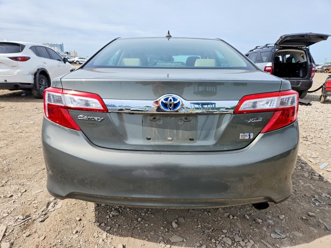2012 Toyota Camry Серый vin: 4T1BD1FKXCU024990