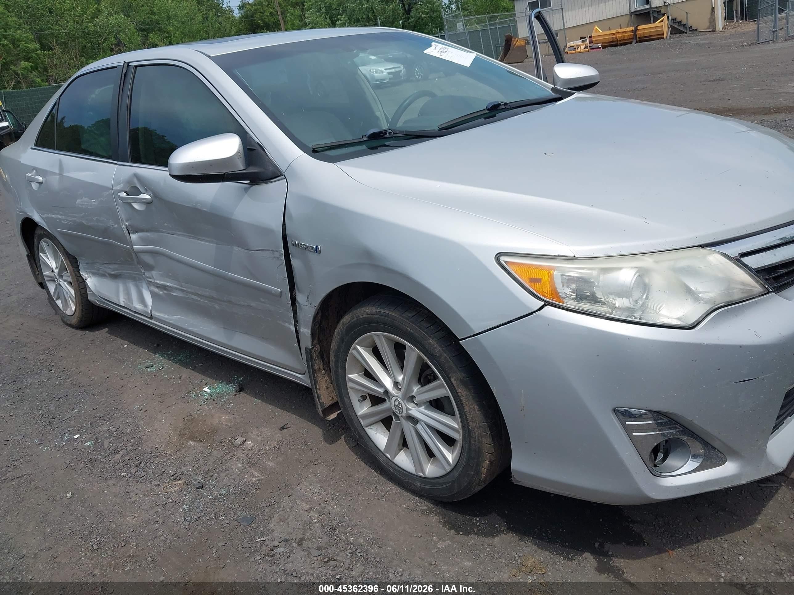 2012 Toyota Camry Hybrid Xle Silver vin: 4T1BD1FKXCU028652