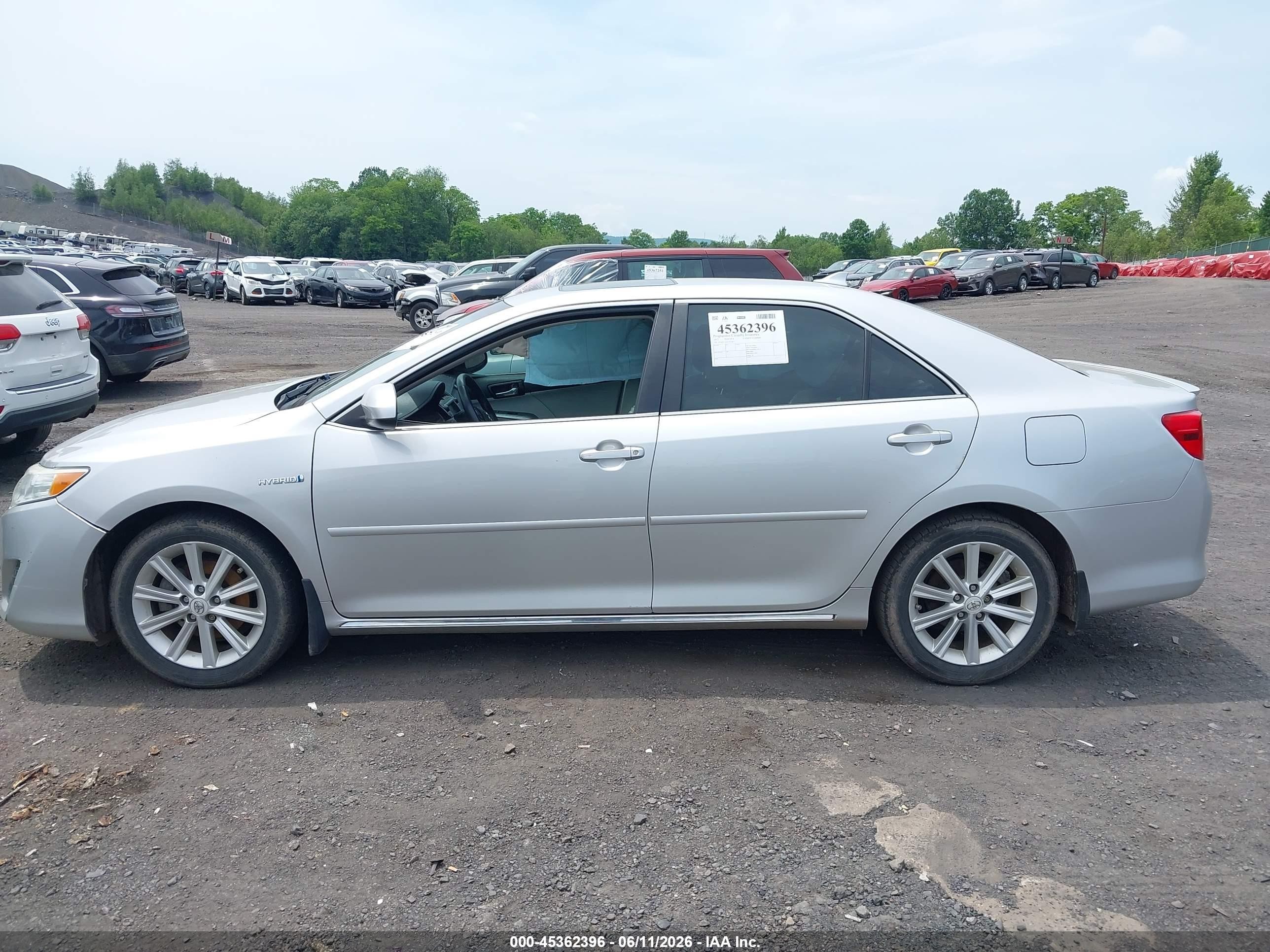 2012 Toyota Camry Hybrid Xle Silver vin: 4T1BD1FKXCU028652
