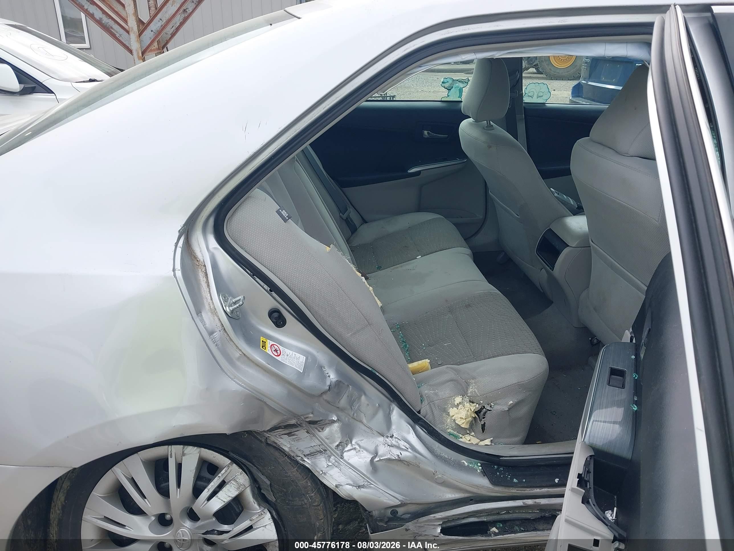 2012 Toyota Camry Hybrid Le Silver vin: 4T1BD1FKXCU033866