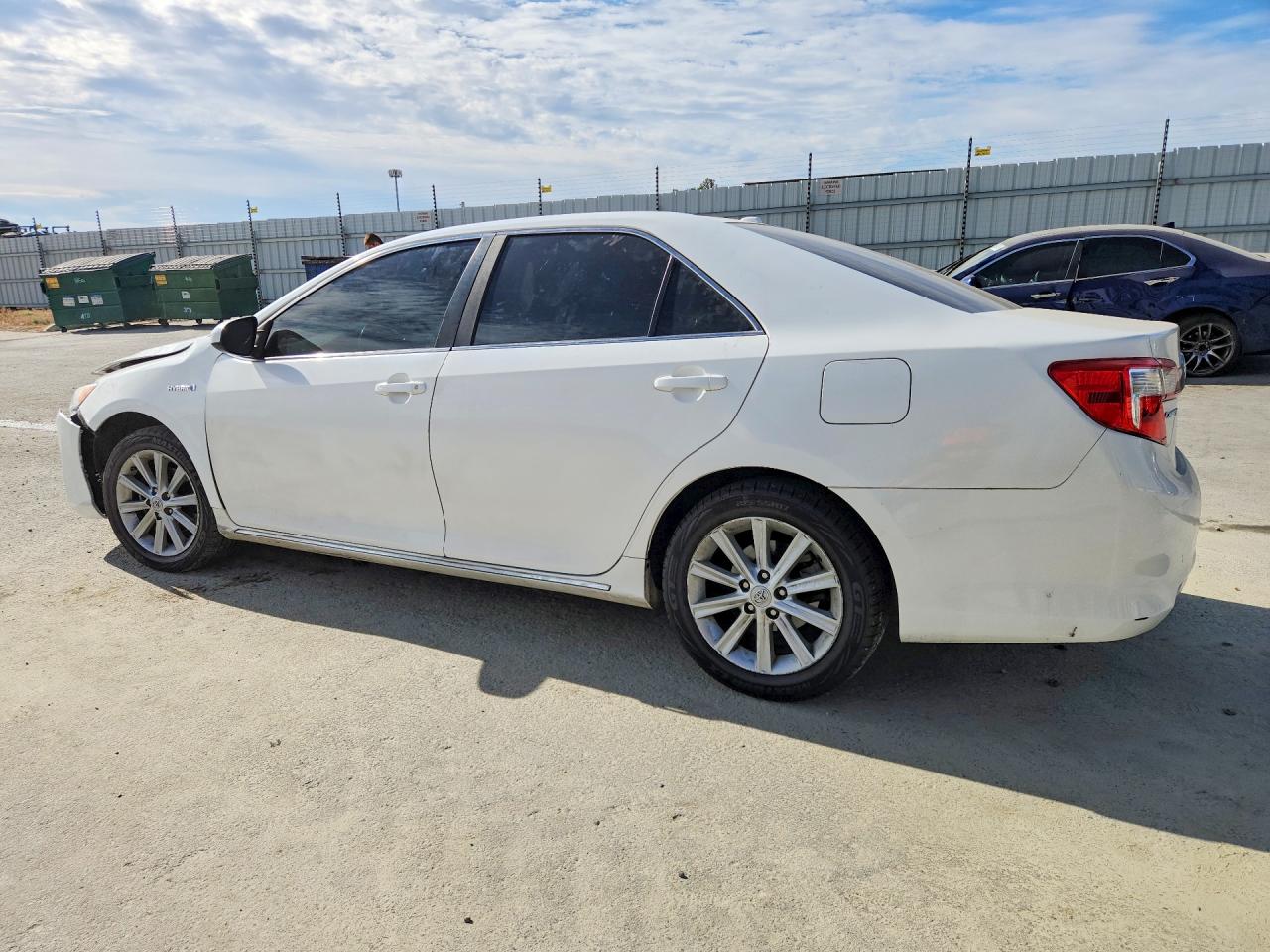2012 Toyota Camry Hybrid Xle White vin: 4T1BD1FKXCU044740
