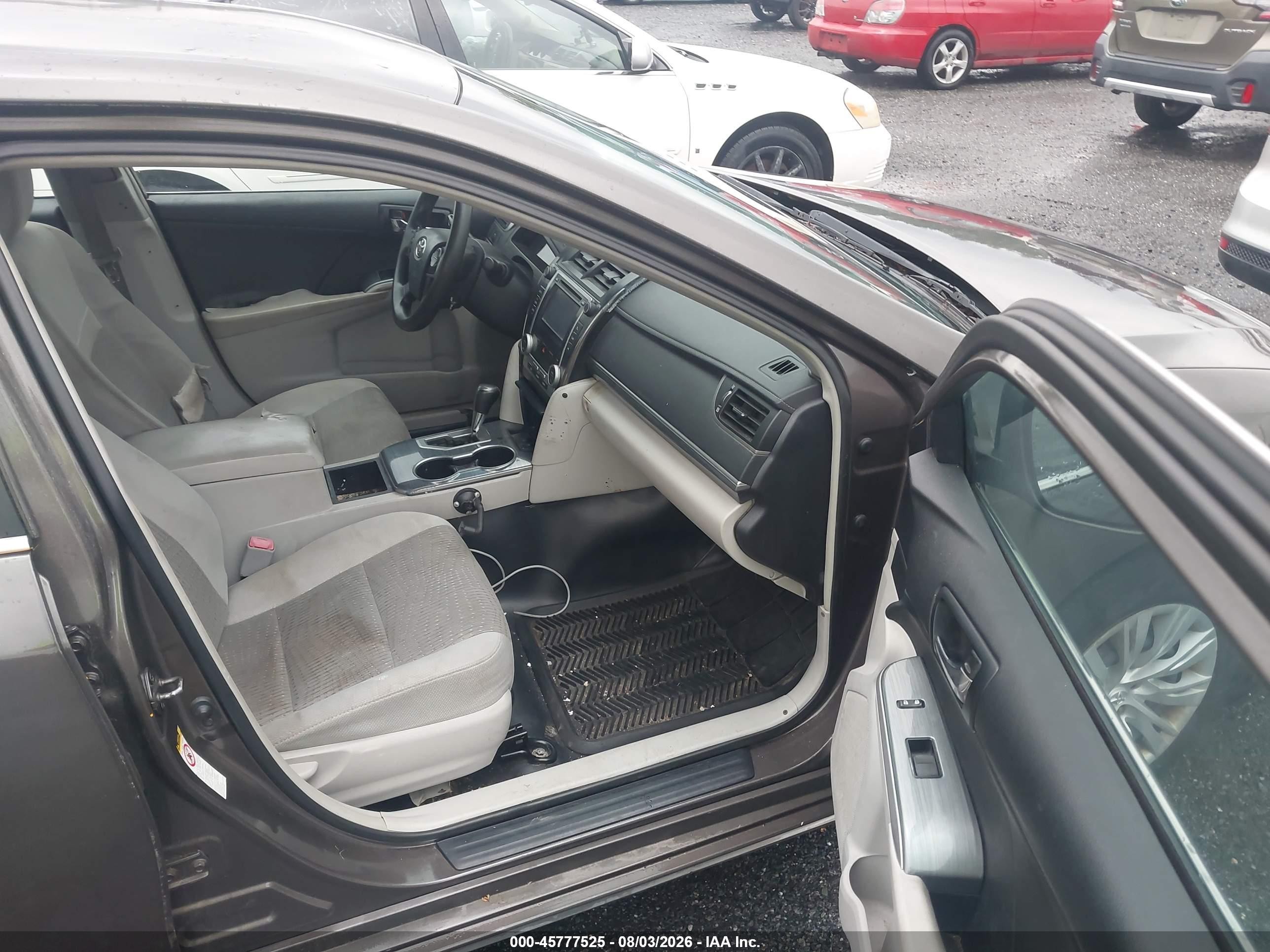 2013 Toyota Camry Hybrid Le Gray vin: 4T1BD1FKXDU085452