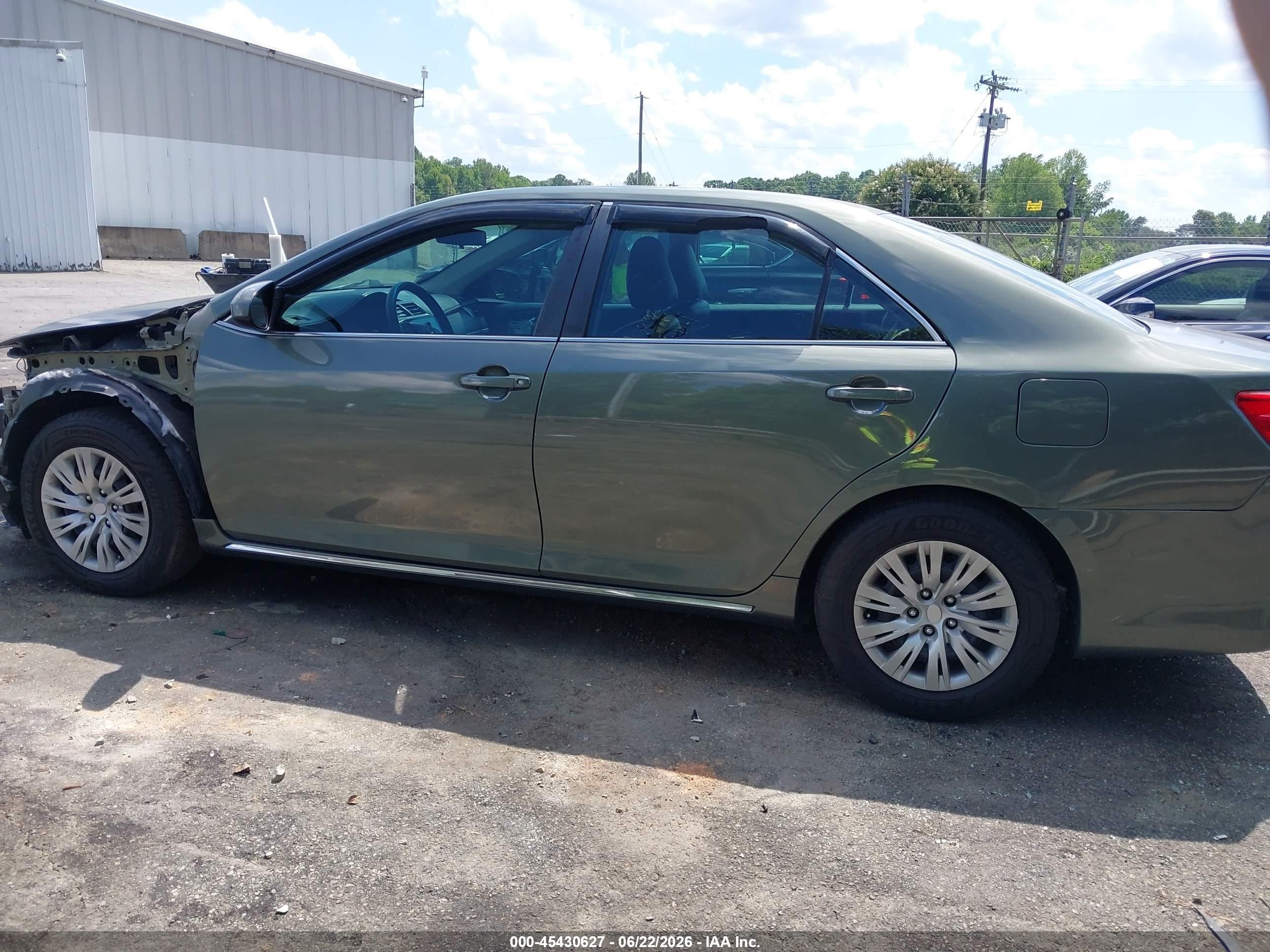 2013 Toyota Camry Hybrid Le Gold vin: 4T1BD1FKXDU091350