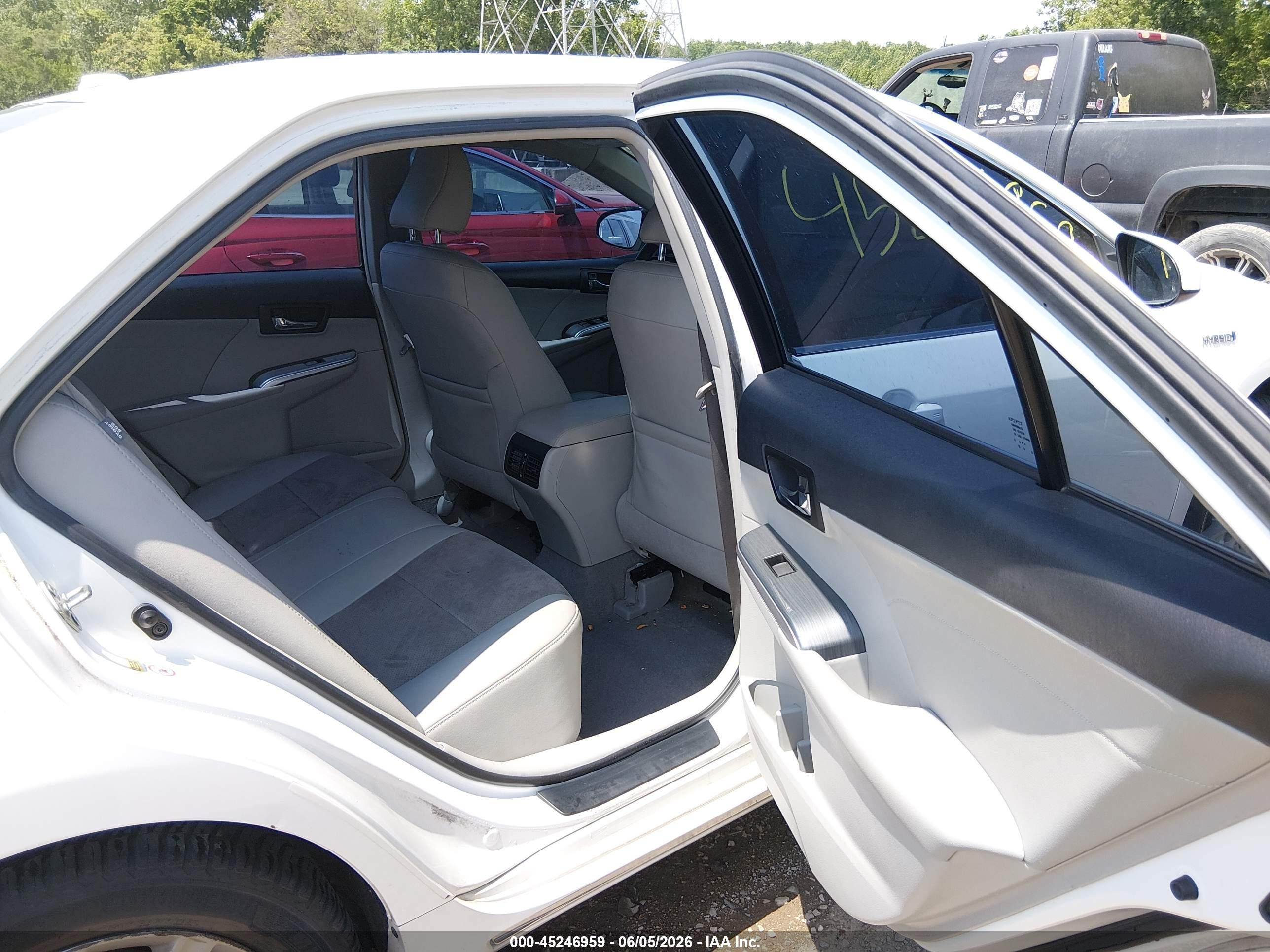 2014 Toyota Camry Hybrid Xle White vin: 4T1BD1FKXEU101621
