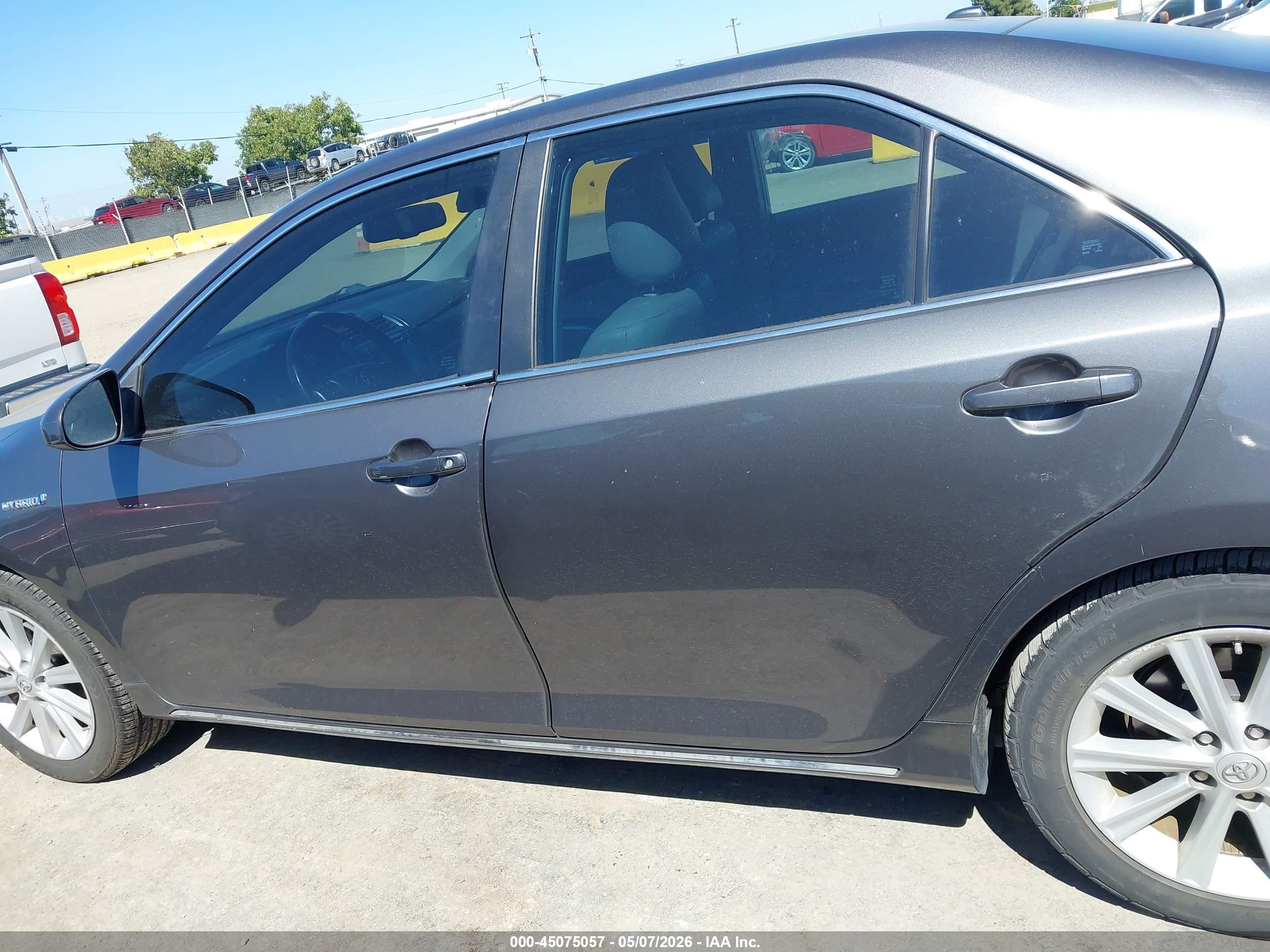 2014 Toyota Camry Hybrid Xle Серый vin: 4T1BD1FKXEU113378