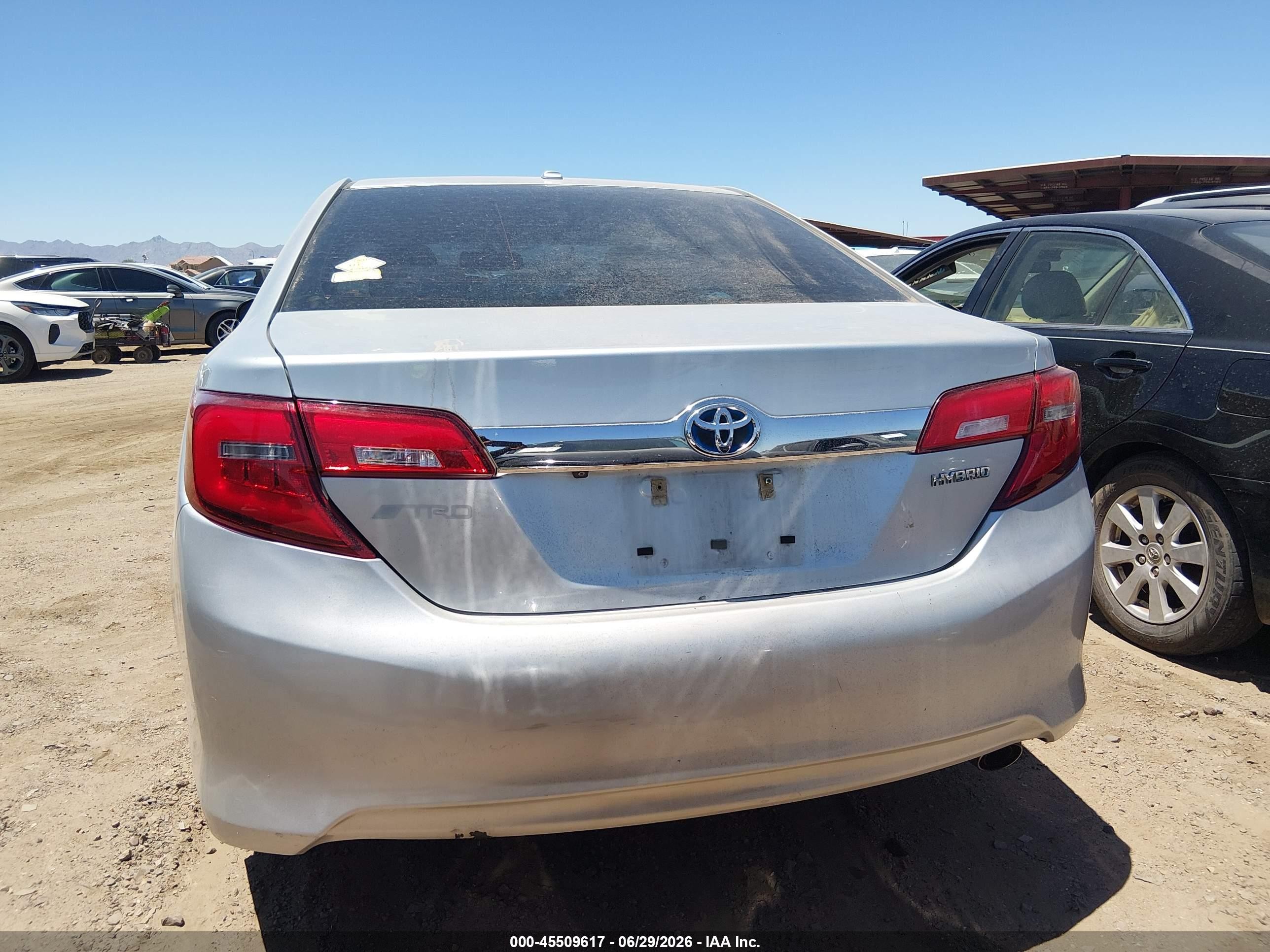 2014 Toyota Camry Hybrid Xle Silver vin: 4T1BD1FKXEU118192