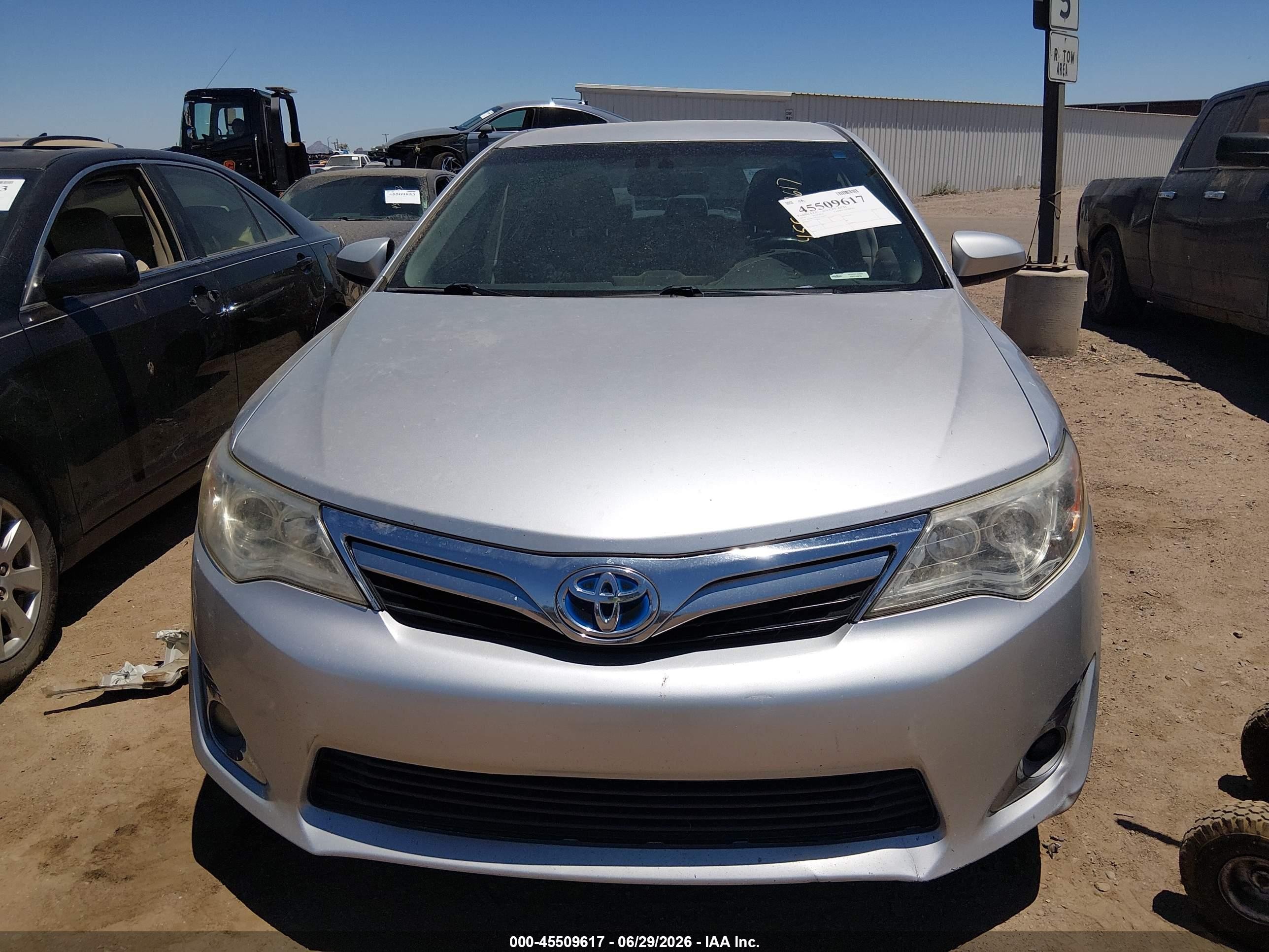 2014 Toyota Camry Hybrid Xle Silver vin: 4T1BD1FKXEU118192