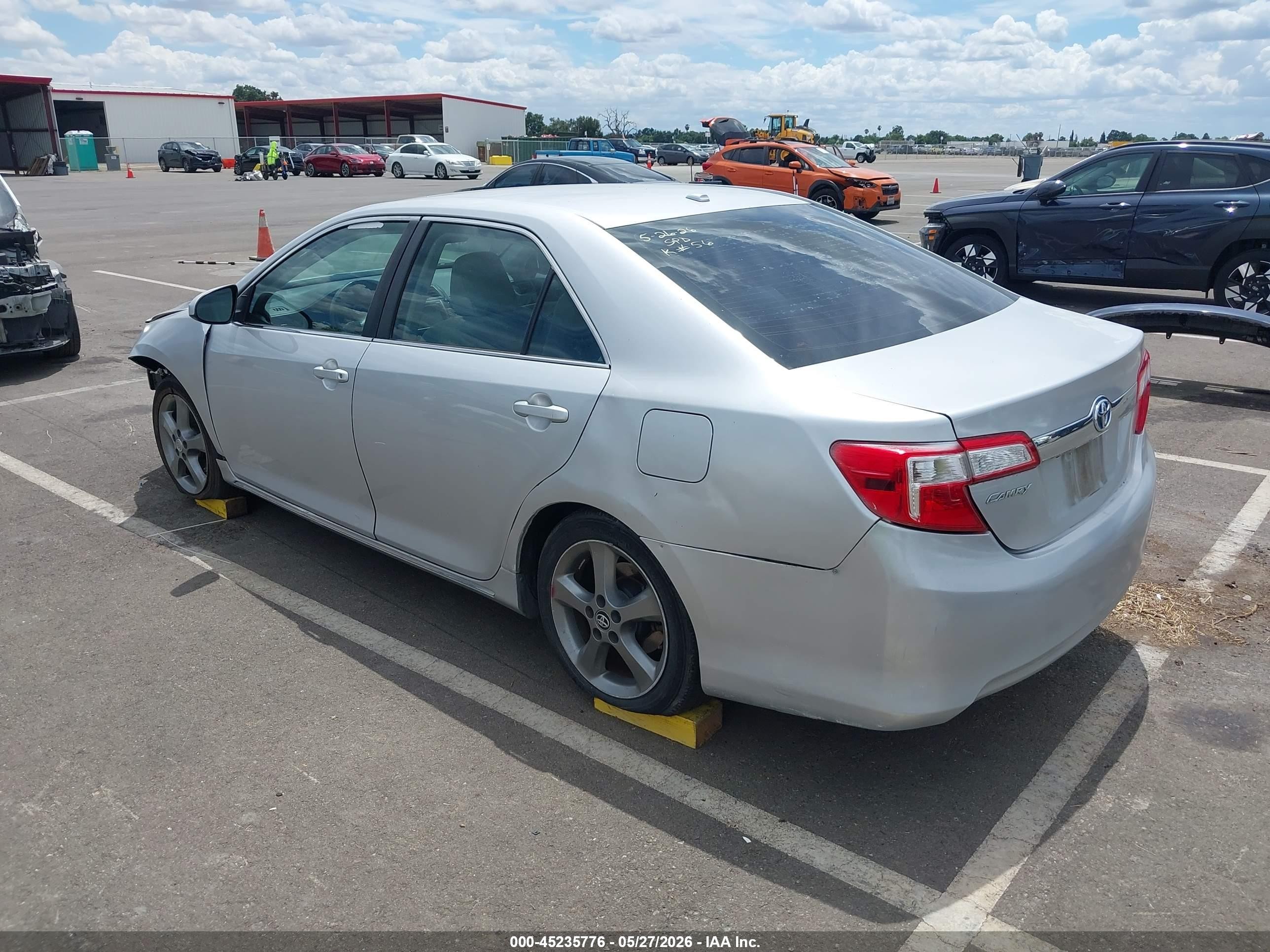 2014 Toyota Camry Hybrid Xle Silver vin: 4T1BD1FKXEU120556