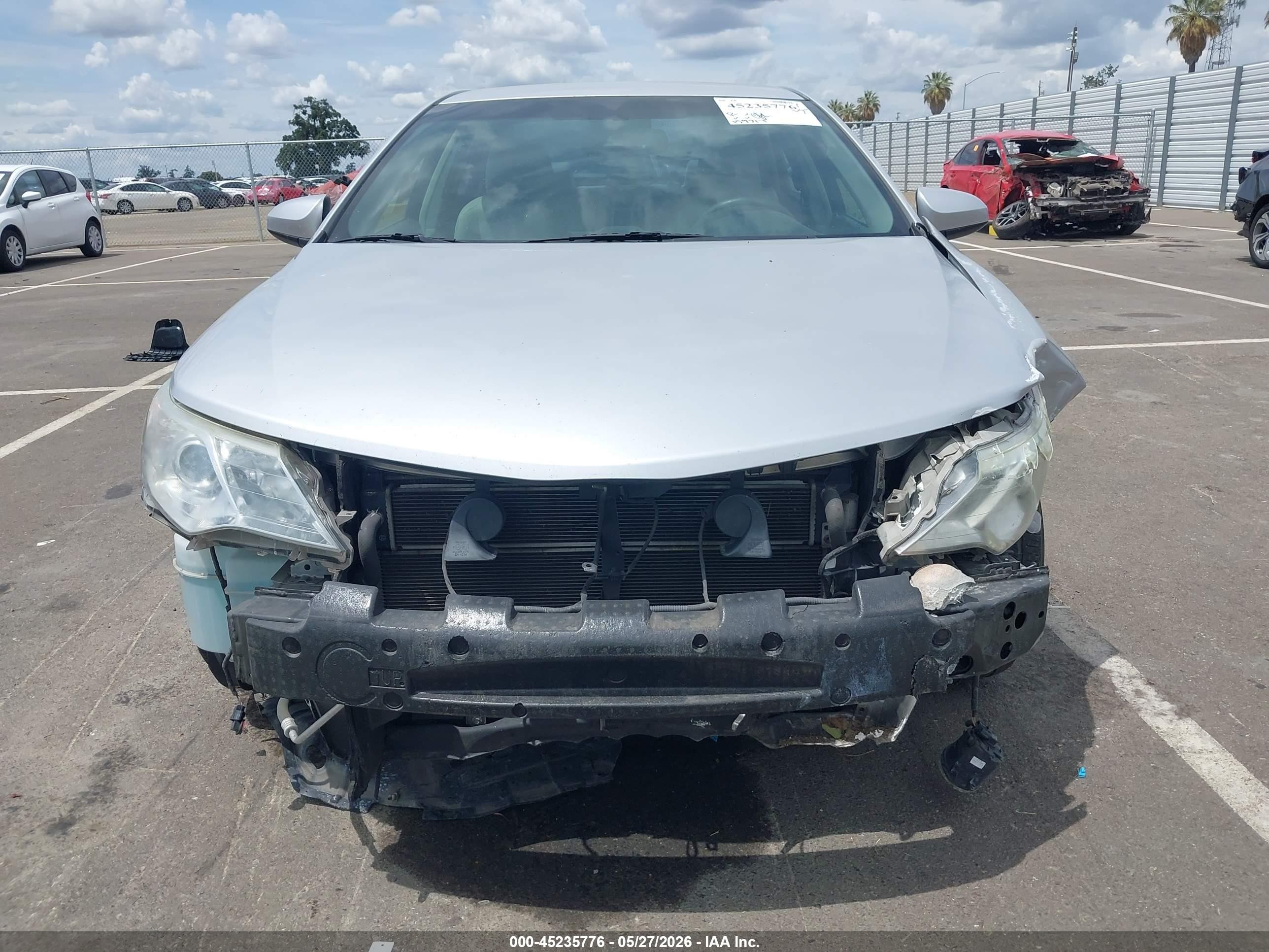 2014 Toyota Camry Hybrid Xle Silver vin: 4T1BD1FKXEU120556