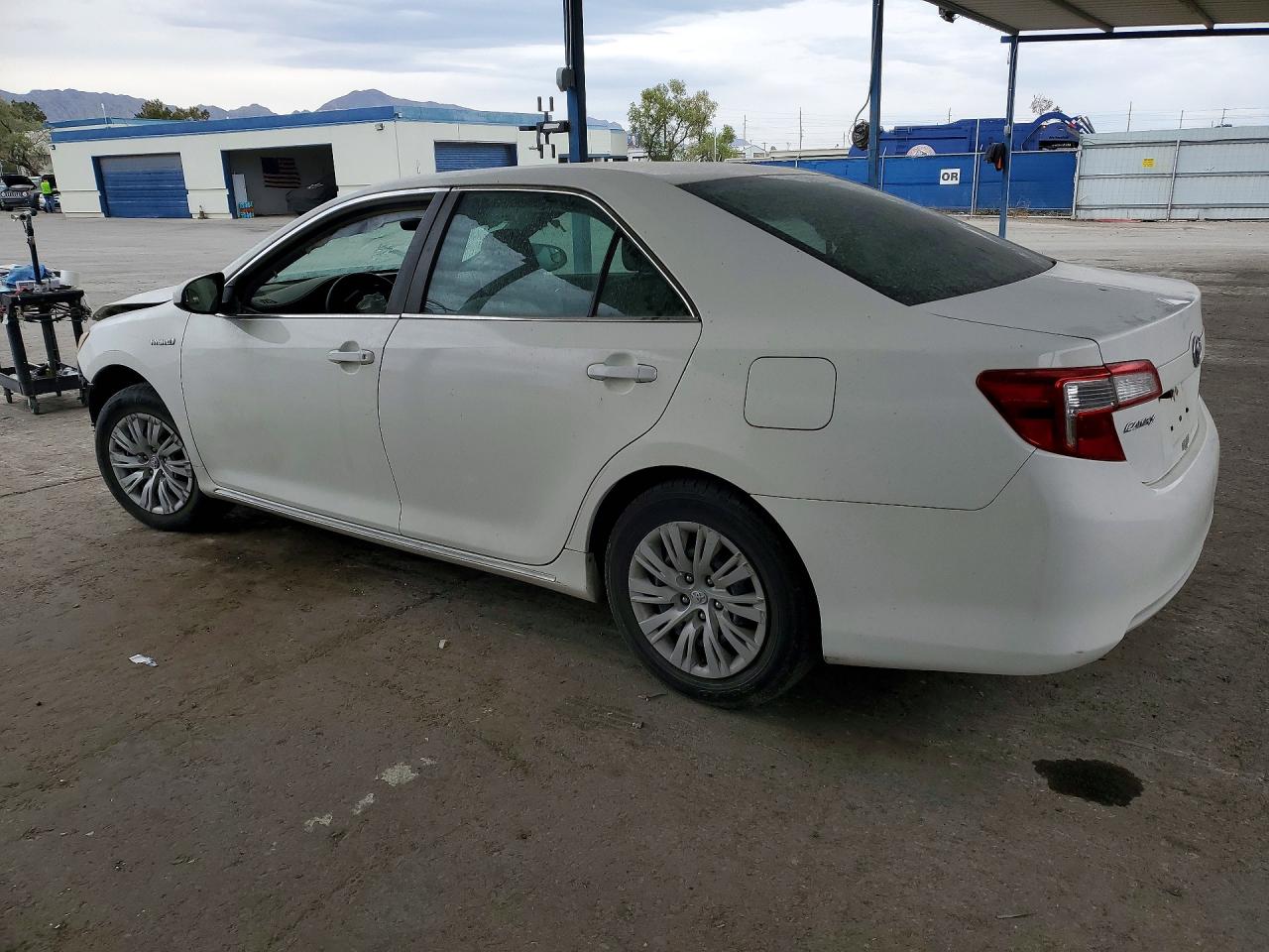 2014 Toyota Camry Hybrid Le Белый vin: 4T1BD1FKXEU122615