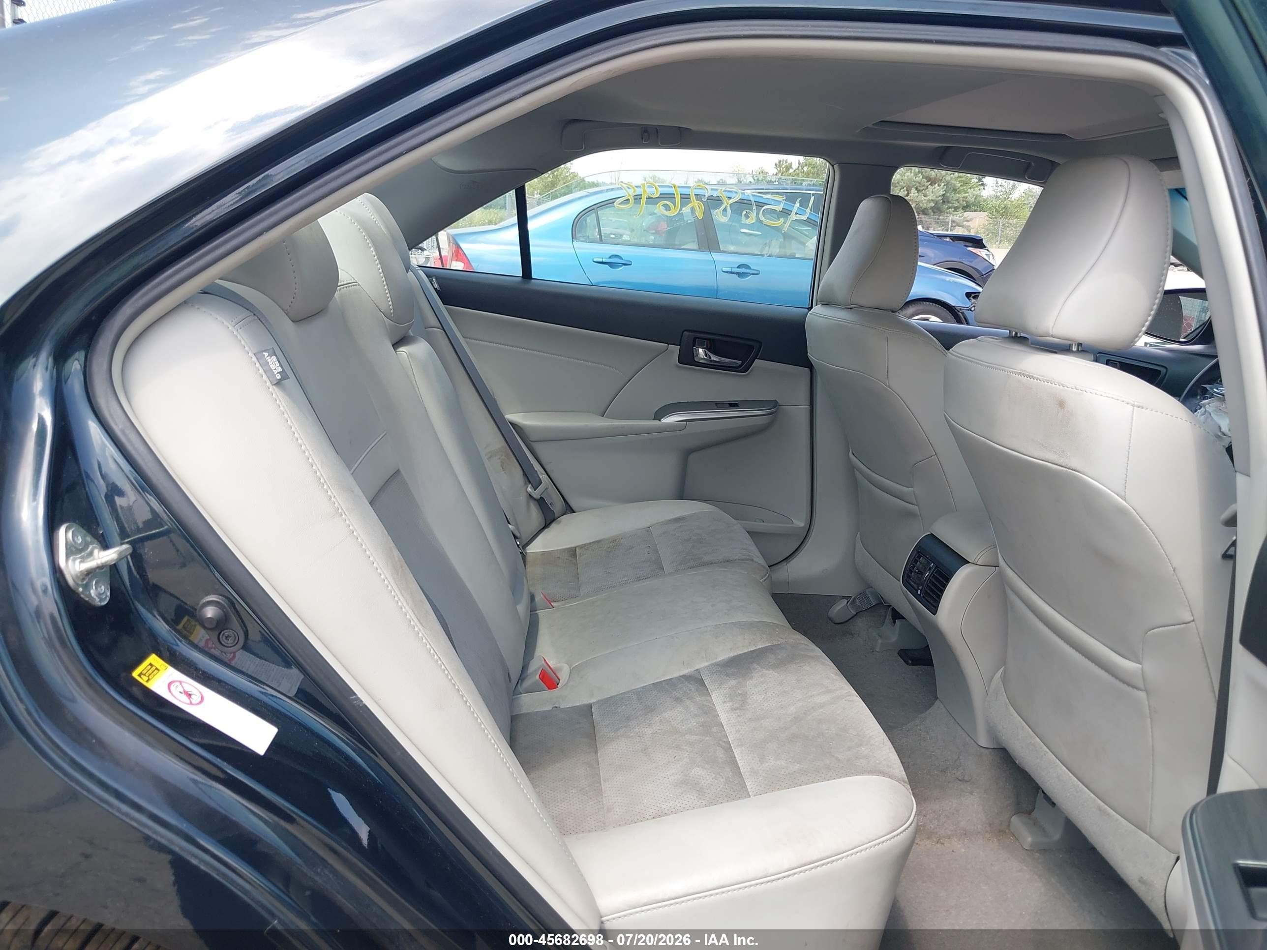 2014 Toyota Camry Hybrid Xle Blue vin: 4T1BD1FKXEU131962