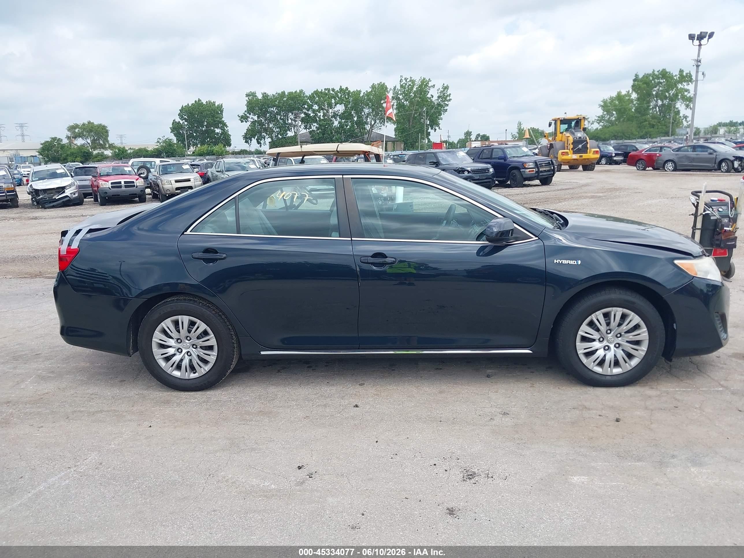 2014 Toyota Camry Hybrid Le Gray vin: 4T1BD1FKXEU137986