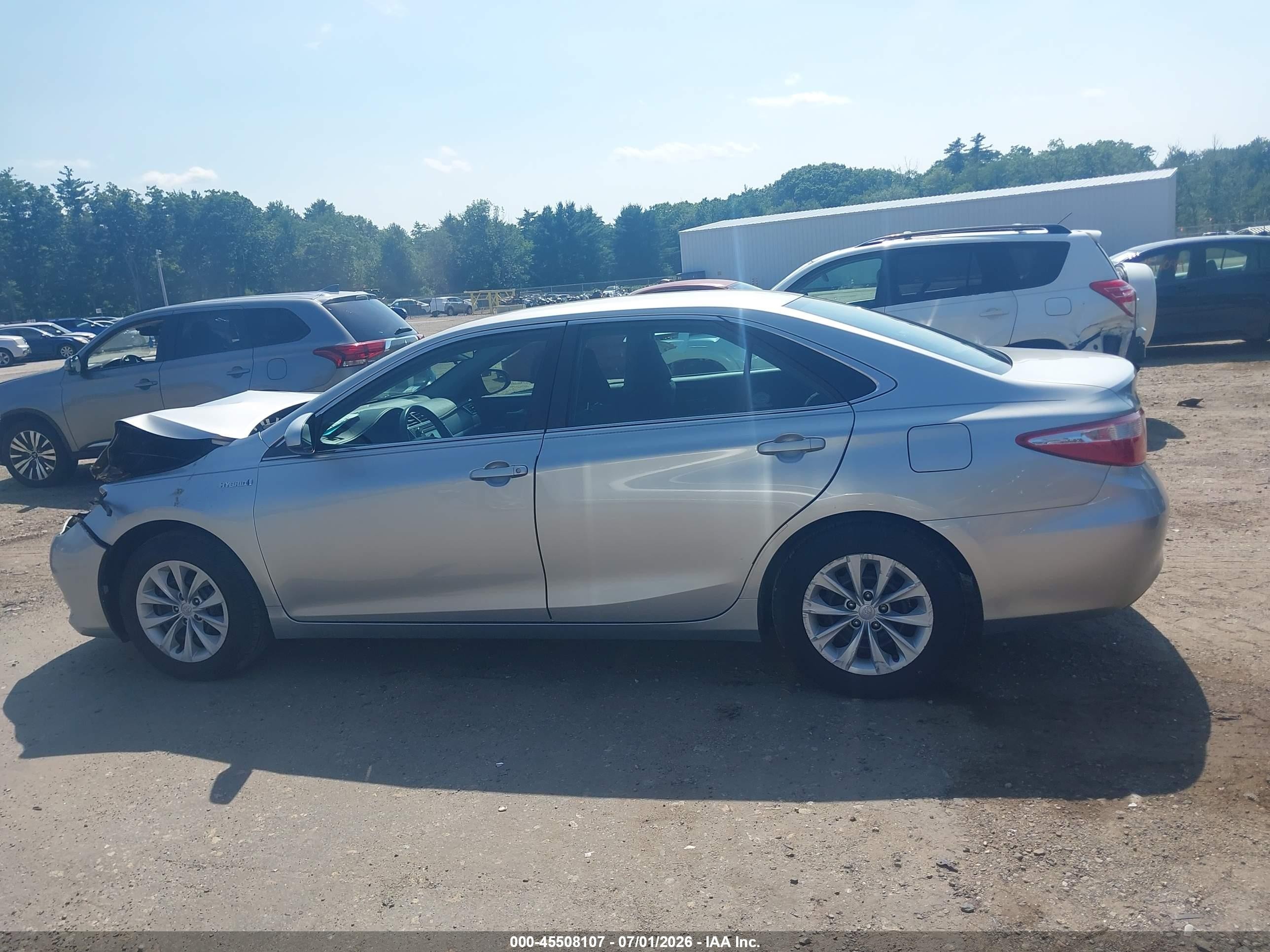 2015 Toyota Camry Hybrid Le Silver vin: 4T1BD1FKXFU146690