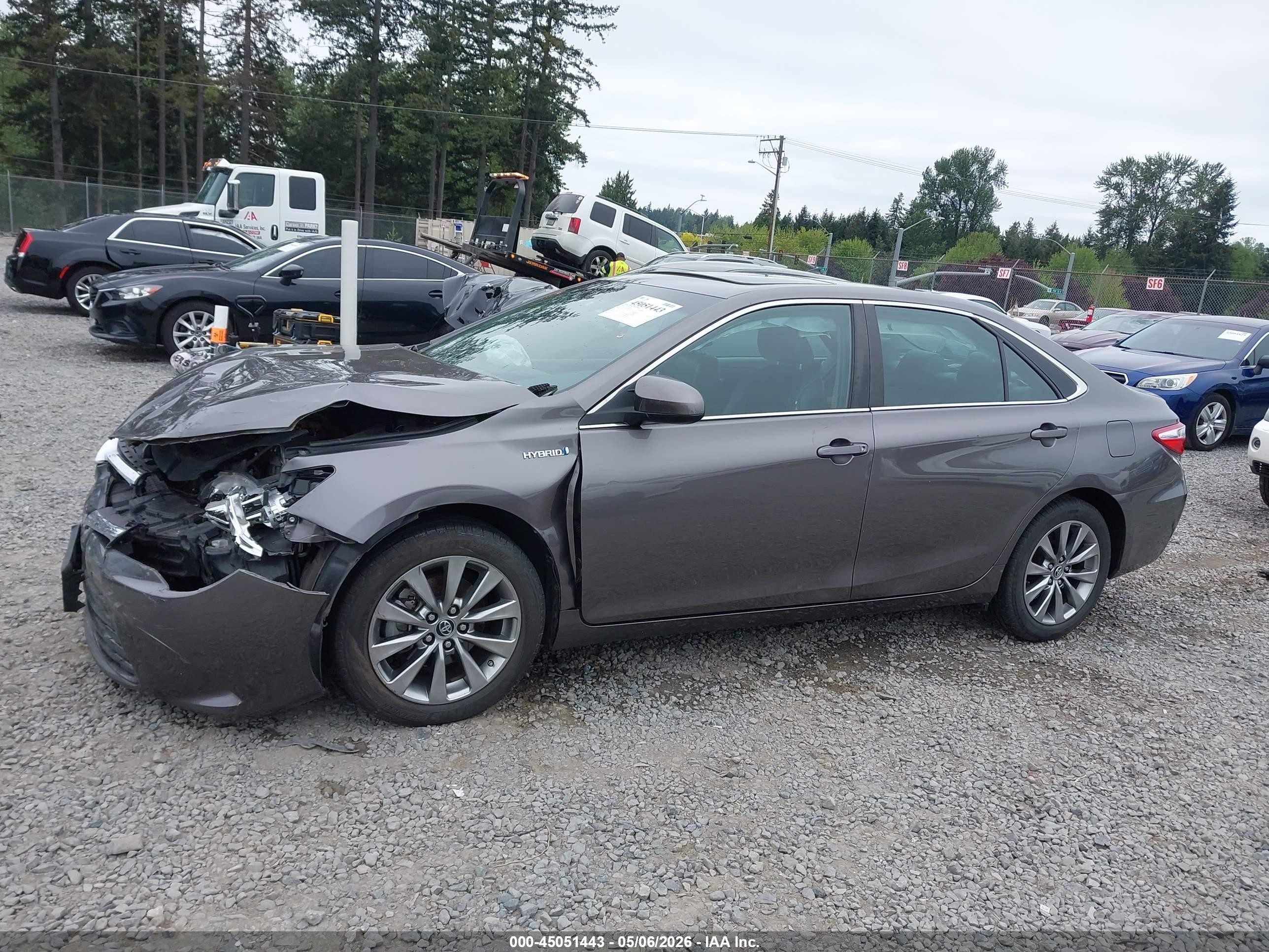 2015 Toyota Camry Hybrid Xle Серый vin: 4T1BD1FKXFU147869