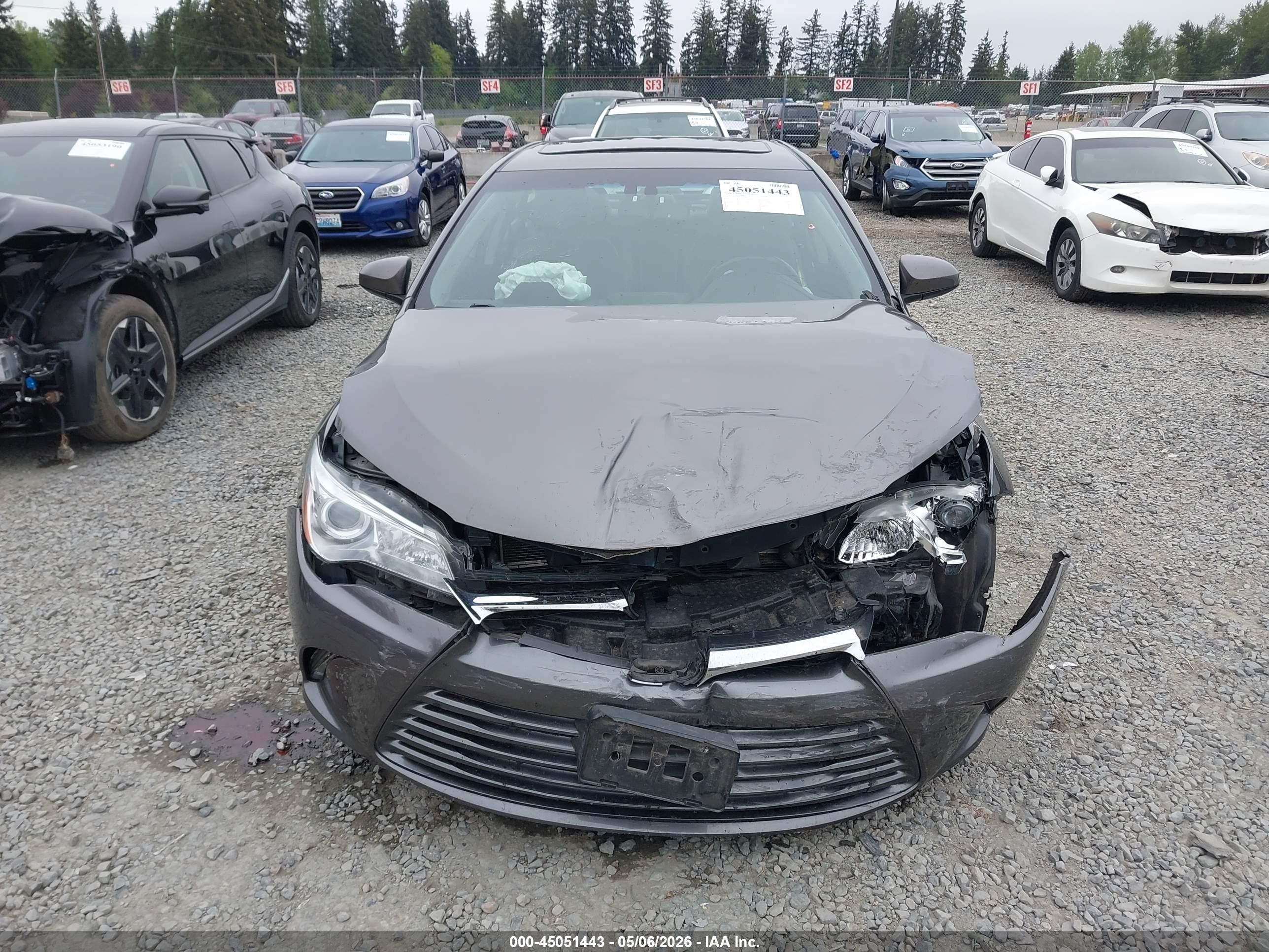 2015 Toyota Camry Hybrid Xle Серый vin: 4T1BD1FKXFU147869