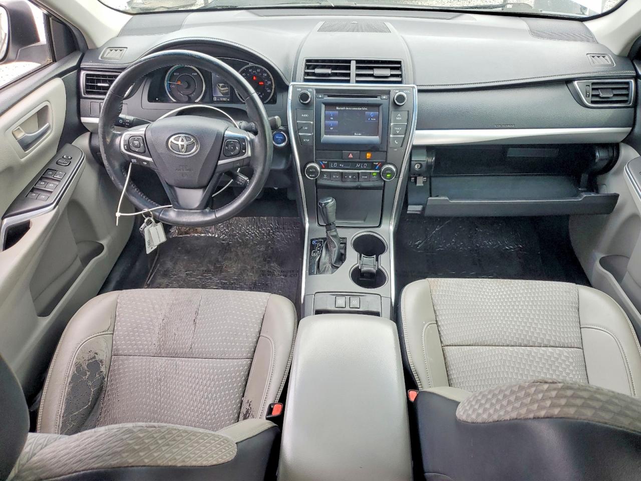 2015 Toyota Camry Hybrid Se Silver vin: 4T1BD1FKXFU153882