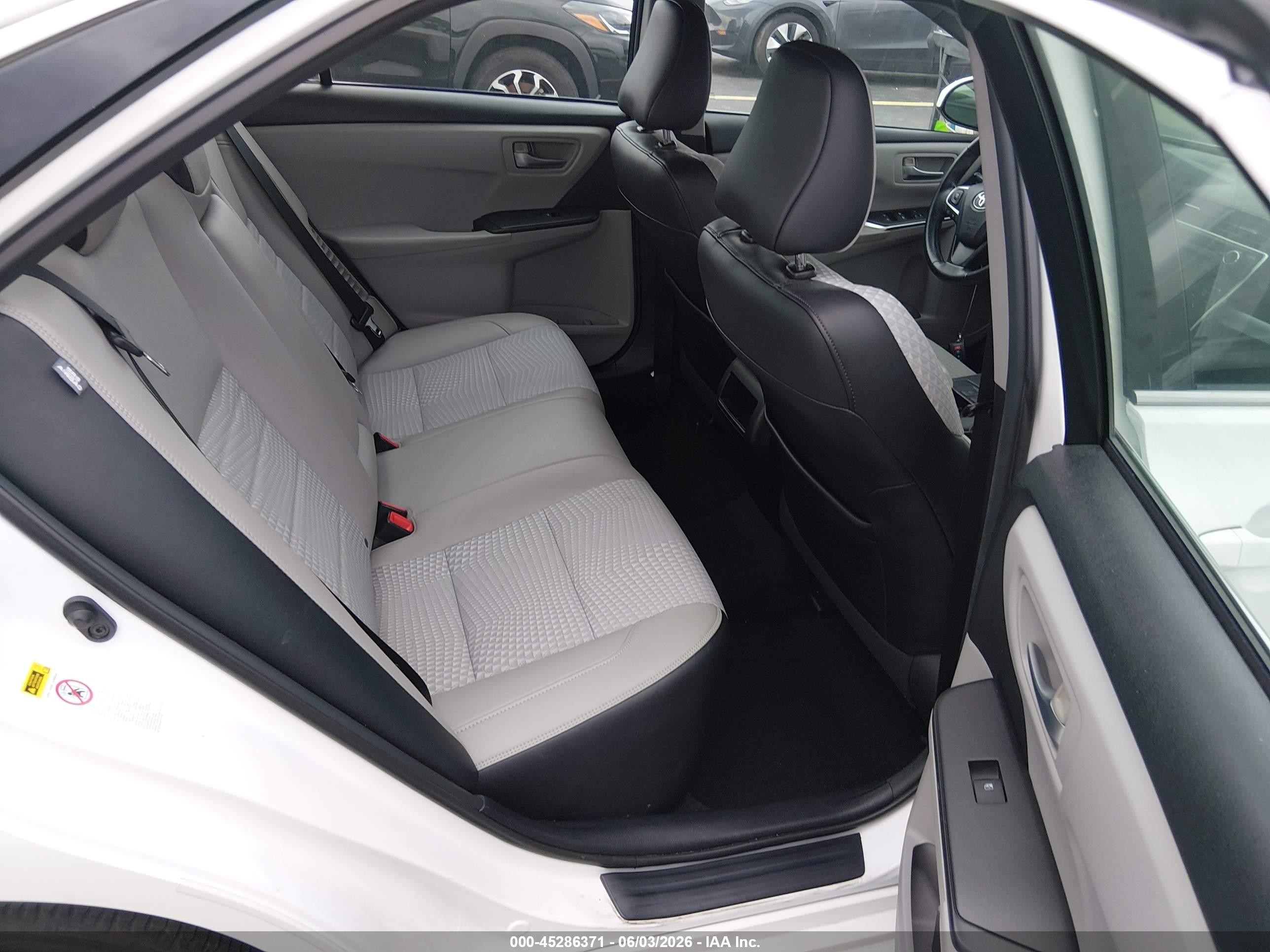 2015 Toyota Camry Hybrid Se White vin: 4T1BD1FKXFU158743
