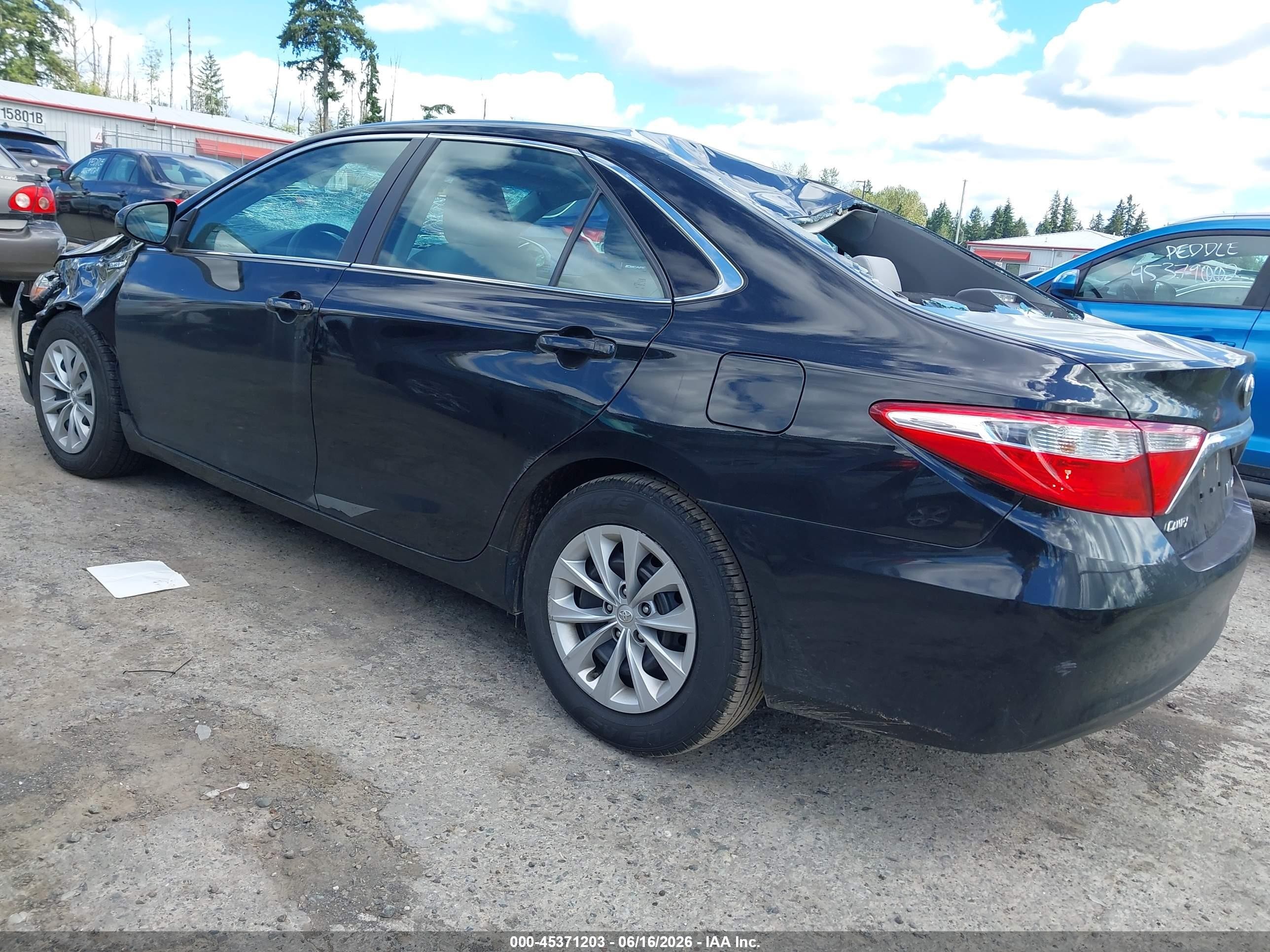 2015 Toyota Camry Hybrid Le Black vin: 4T1BD1FKXFU169287