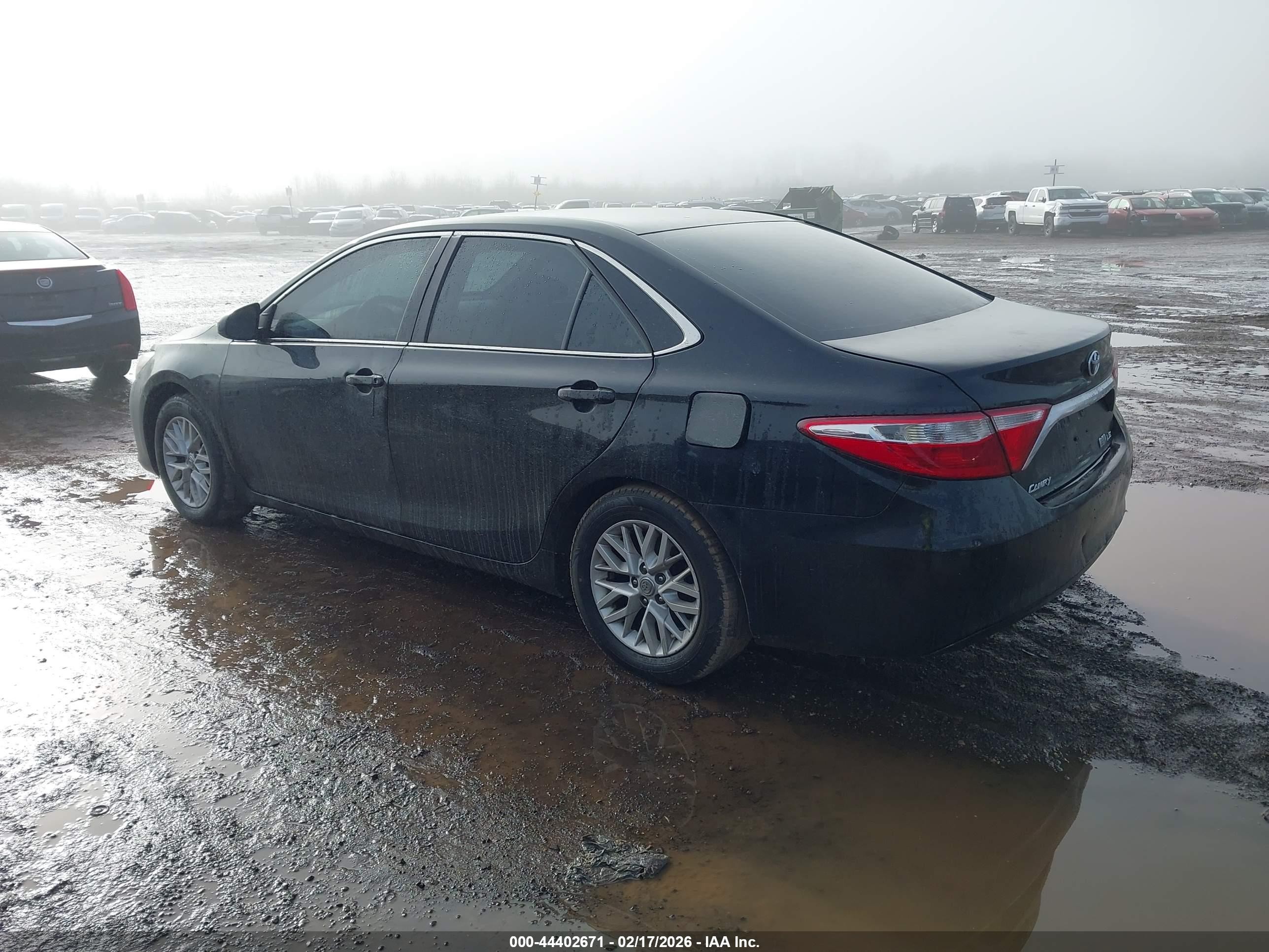 2015 Toyota Camry Hybrid Le Black vin: 4T1BD1FKXFU176028