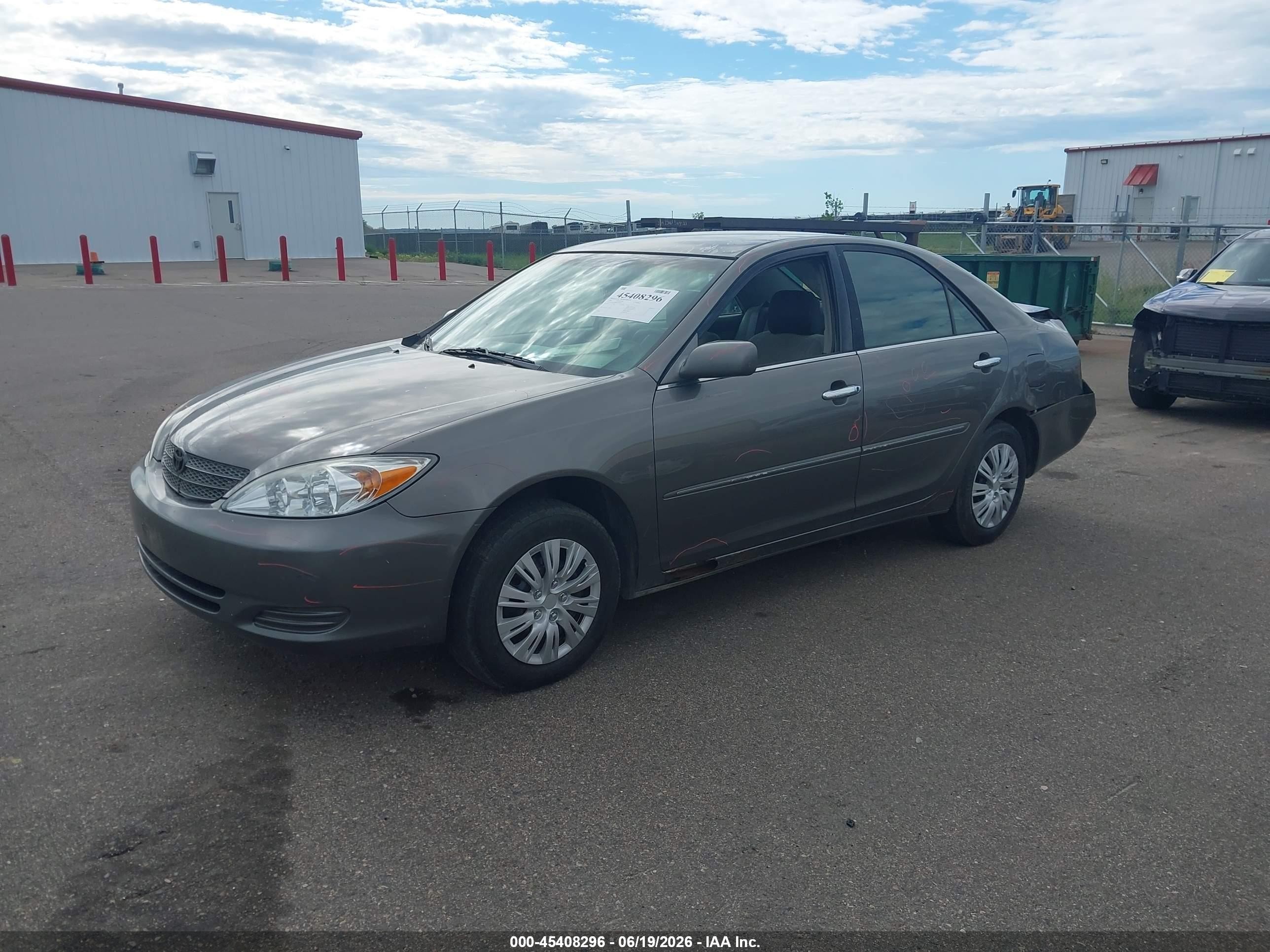 2002 Toyota Camry Xle Silver vin: 4T1BE30K02U566664